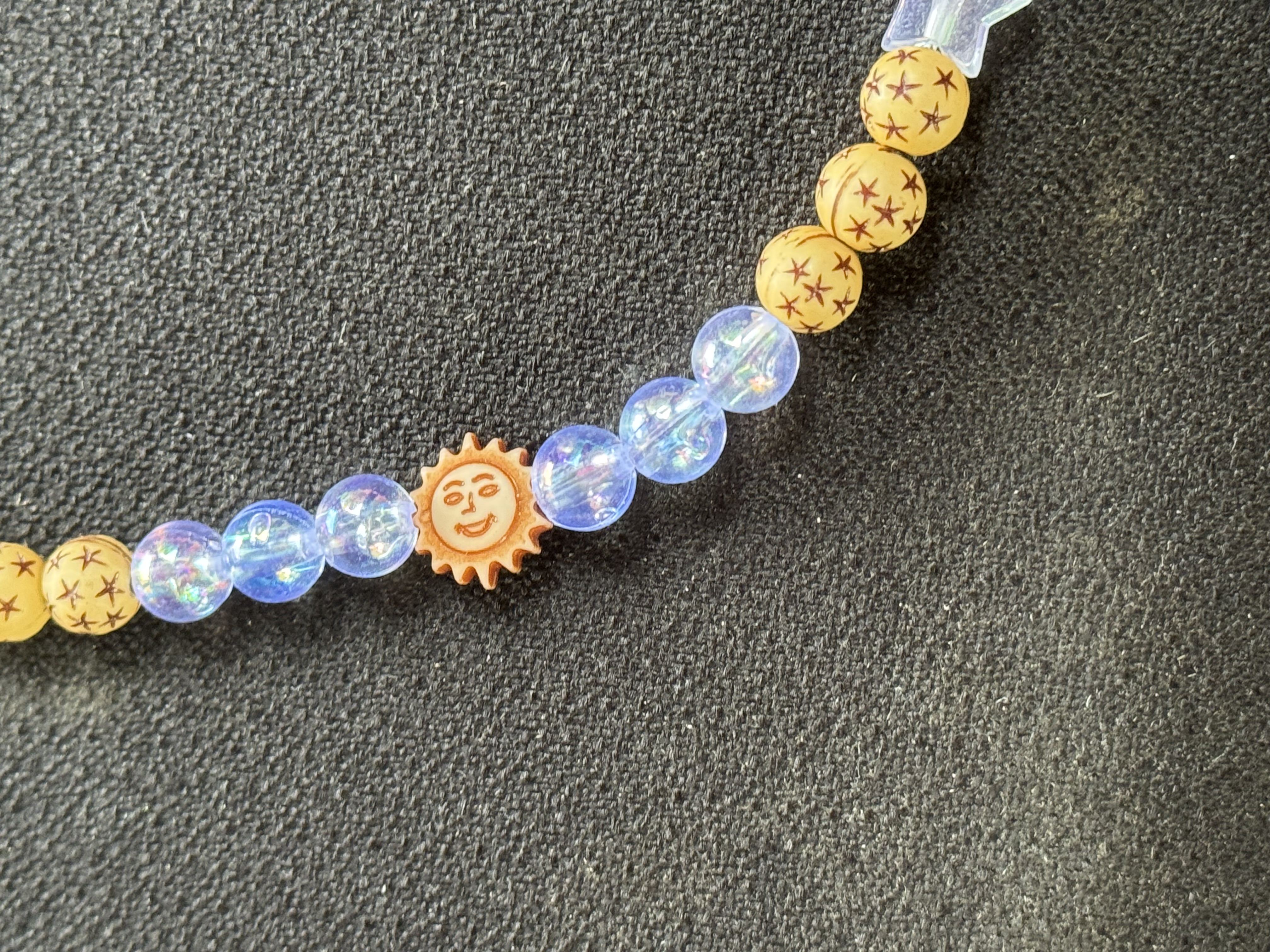 Yellow and White Lightweight Bead Necklace