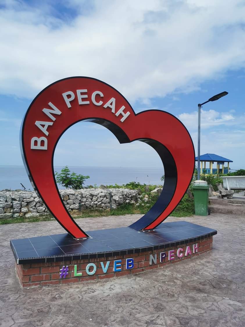 STARGAZING AT BAN PECAH