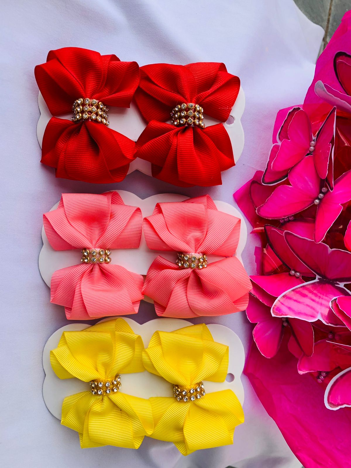 Laços de cabelo coloridos