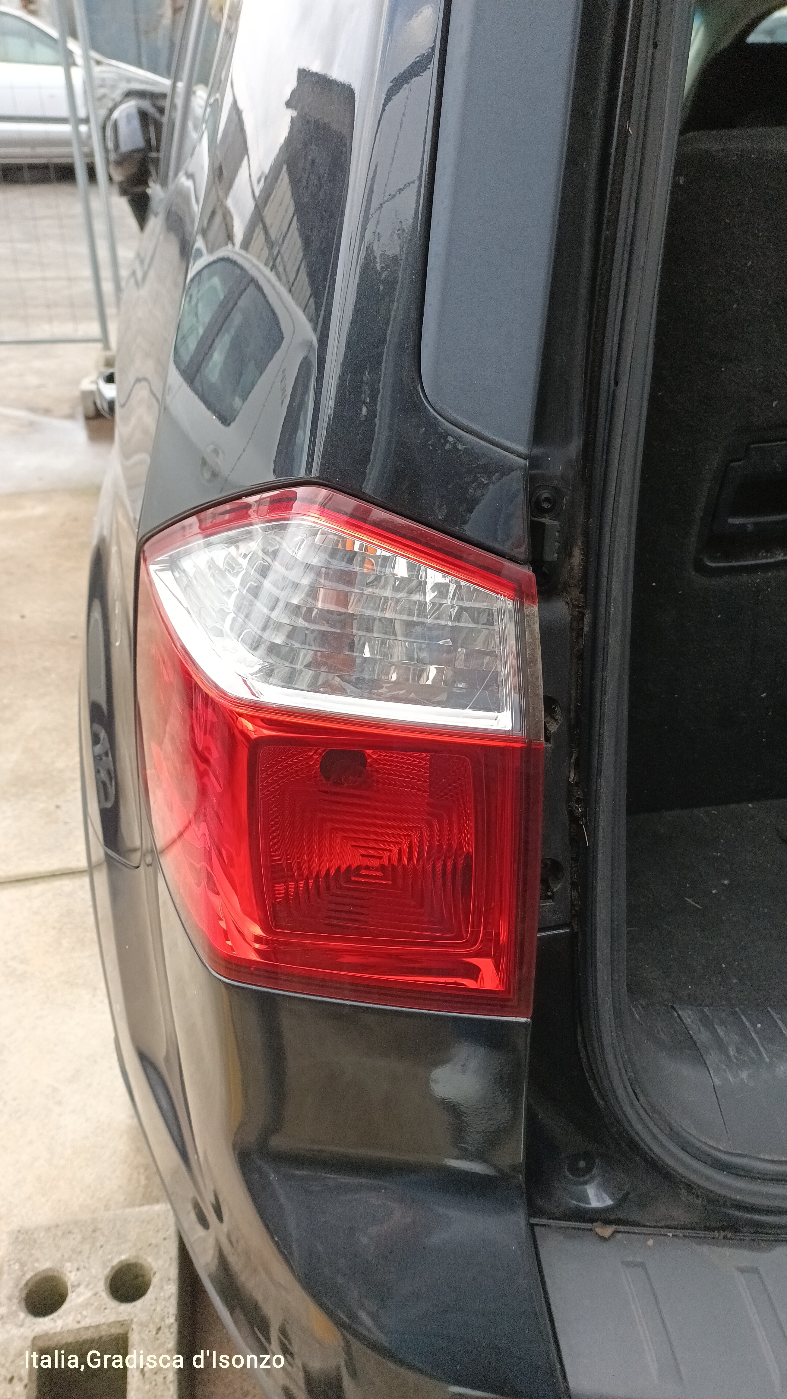 Fanale posteriore sinistro Chevrolet orlando 