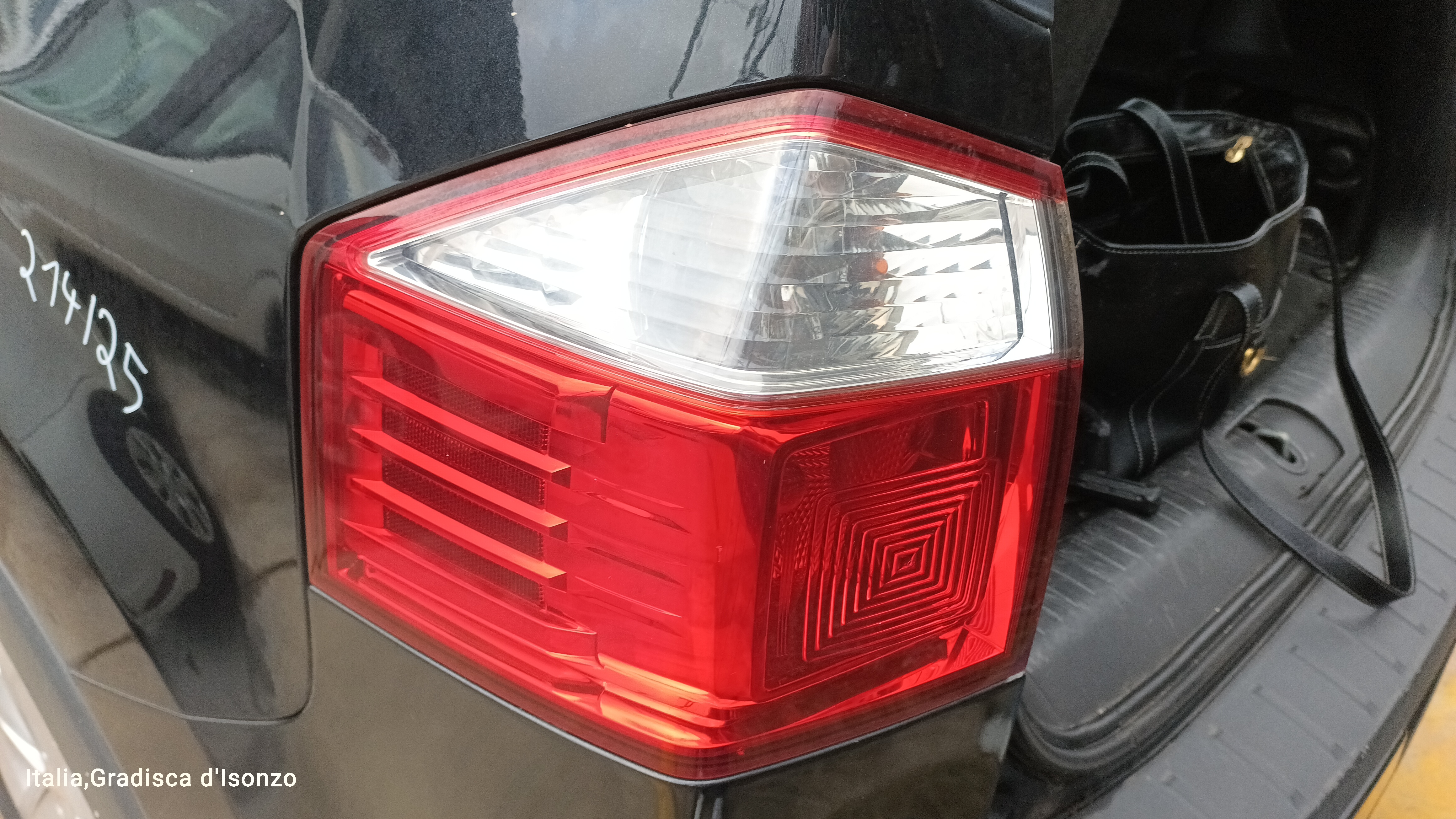 Fanale posteriore sinistro Chevrolet orlando 