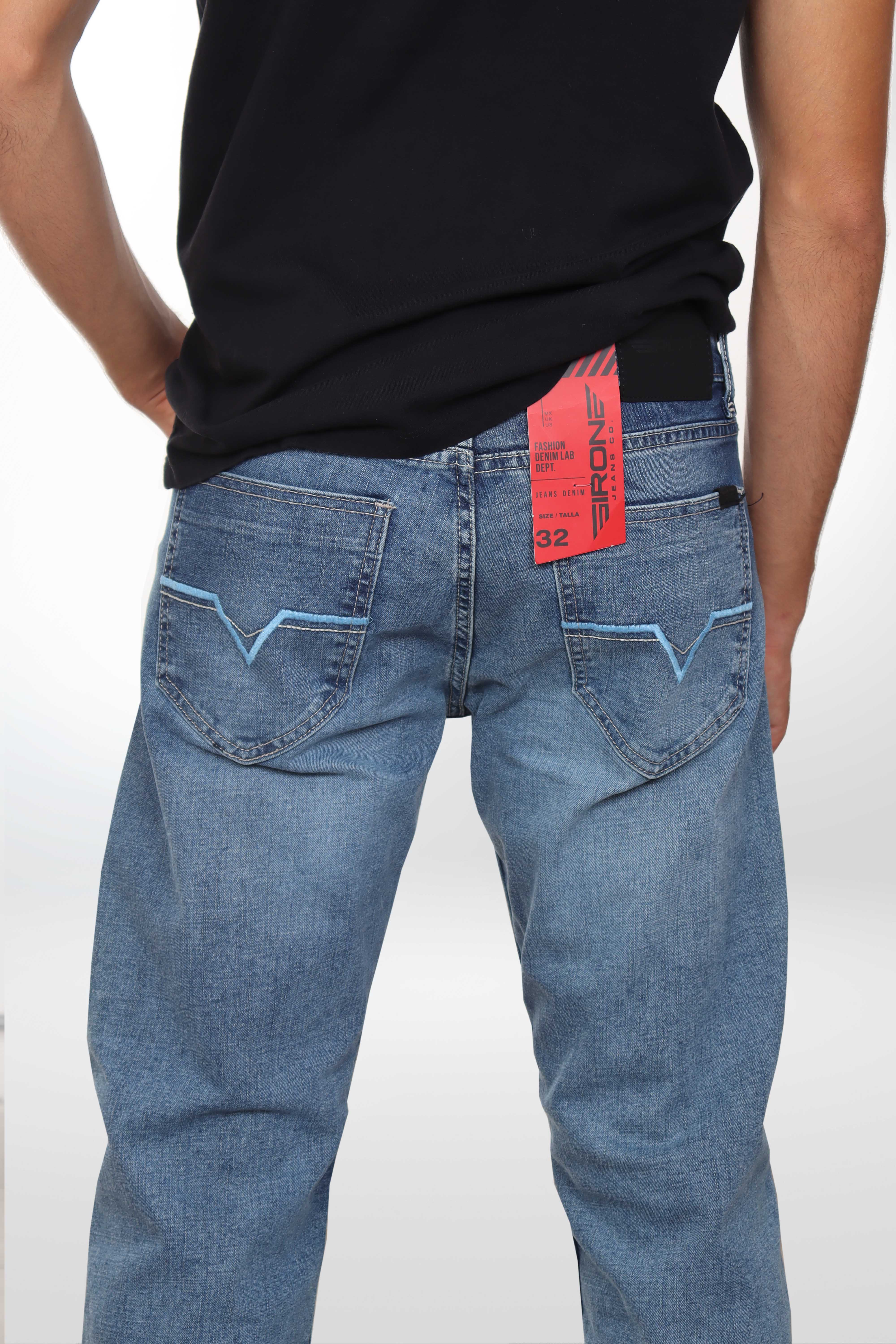 Jeans straight blue clear lavado intenso