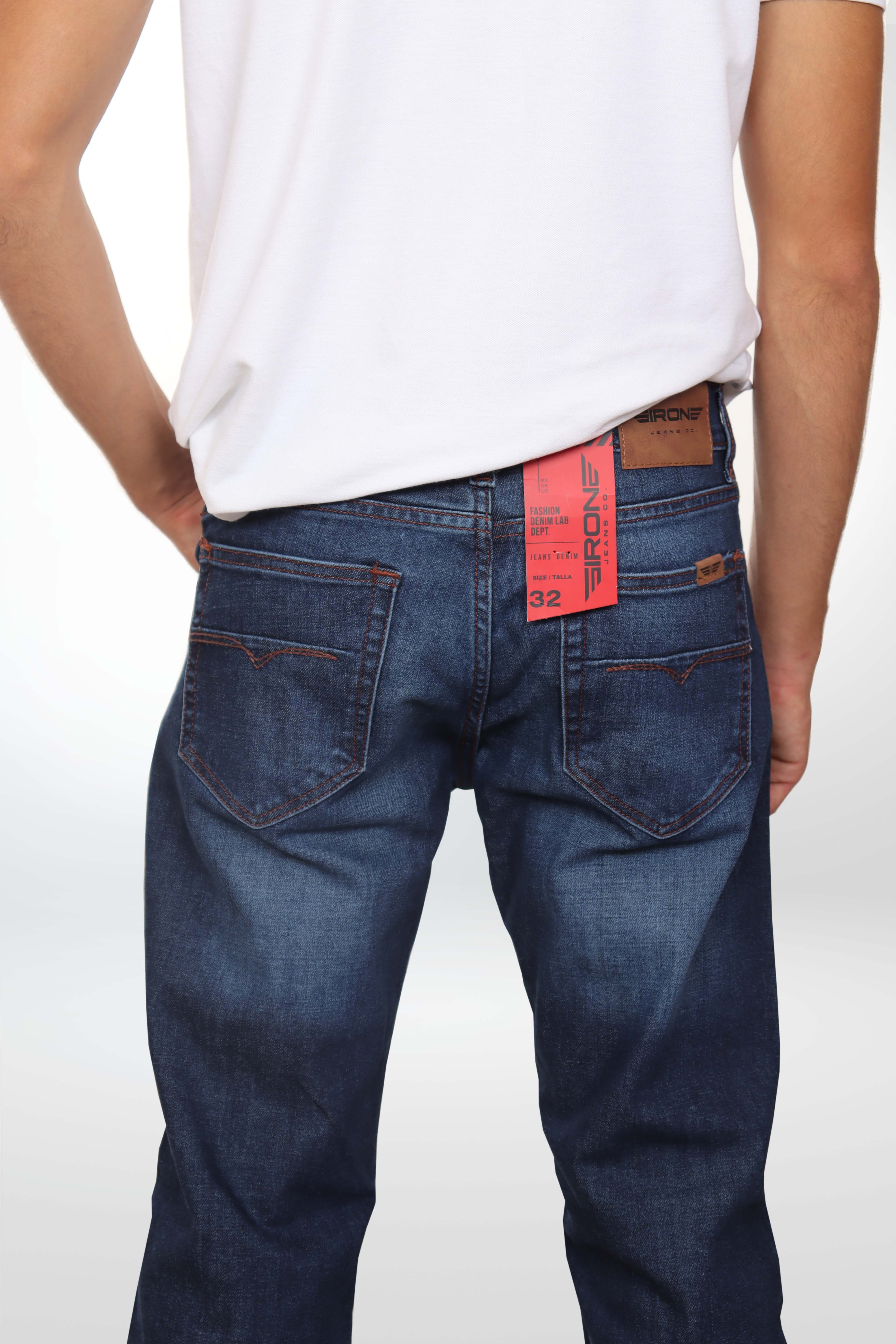 Jeans straight blue navy liso lavado intenso