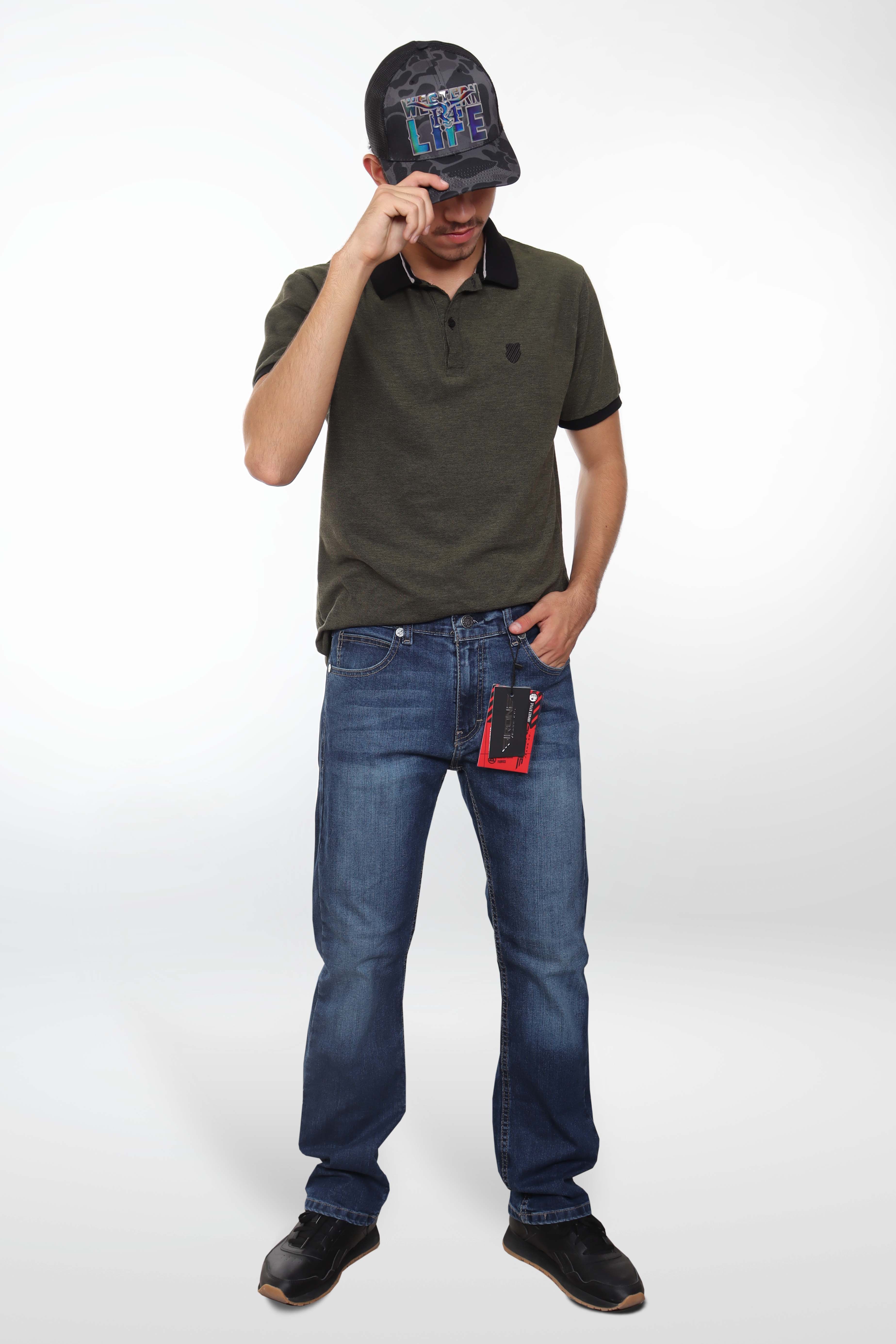 Jeans straight blue navy liso lavado intenso