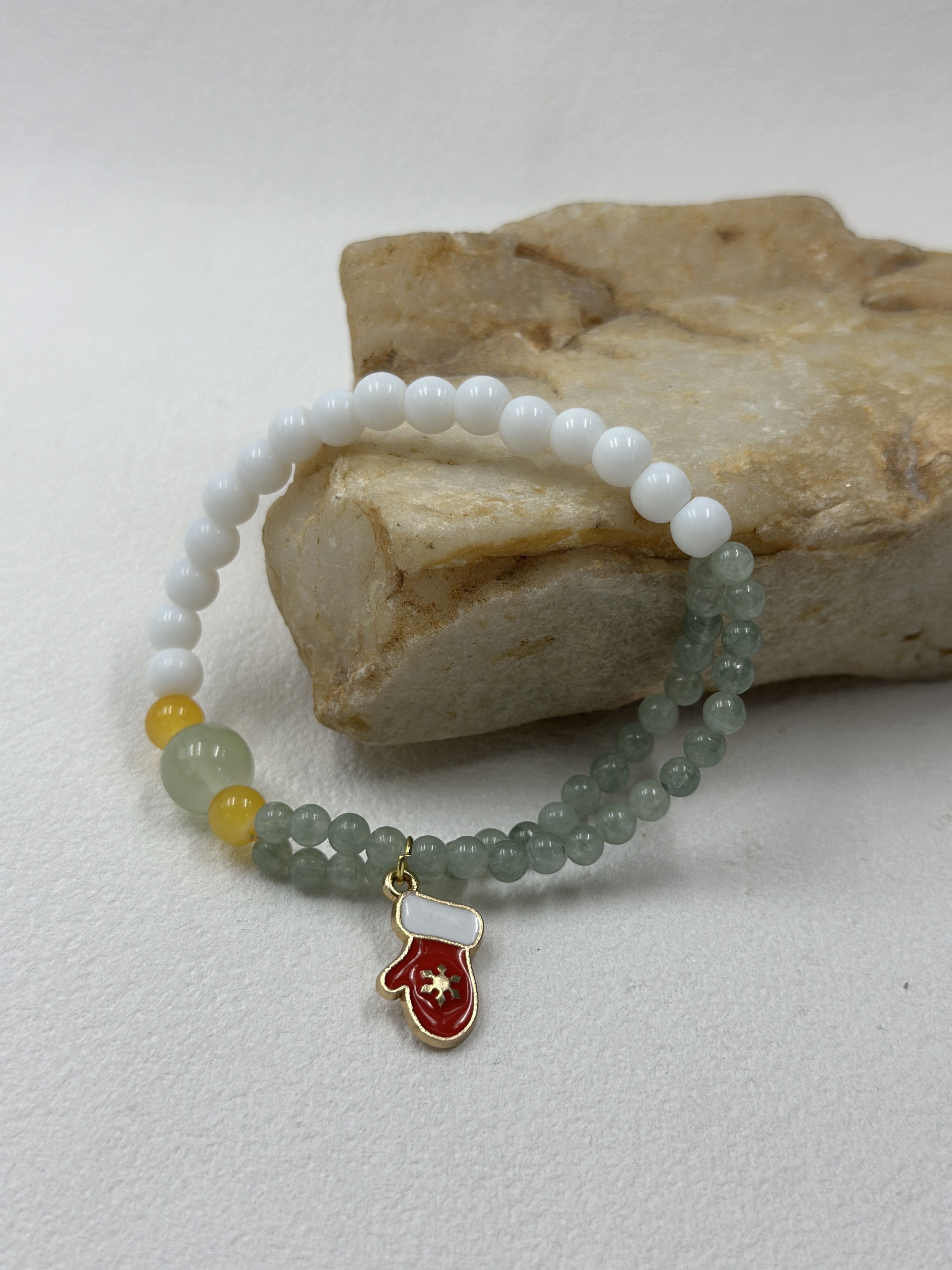 White Mother-of-Pearl & Prehnite Bracelet (6mm + 3mm)