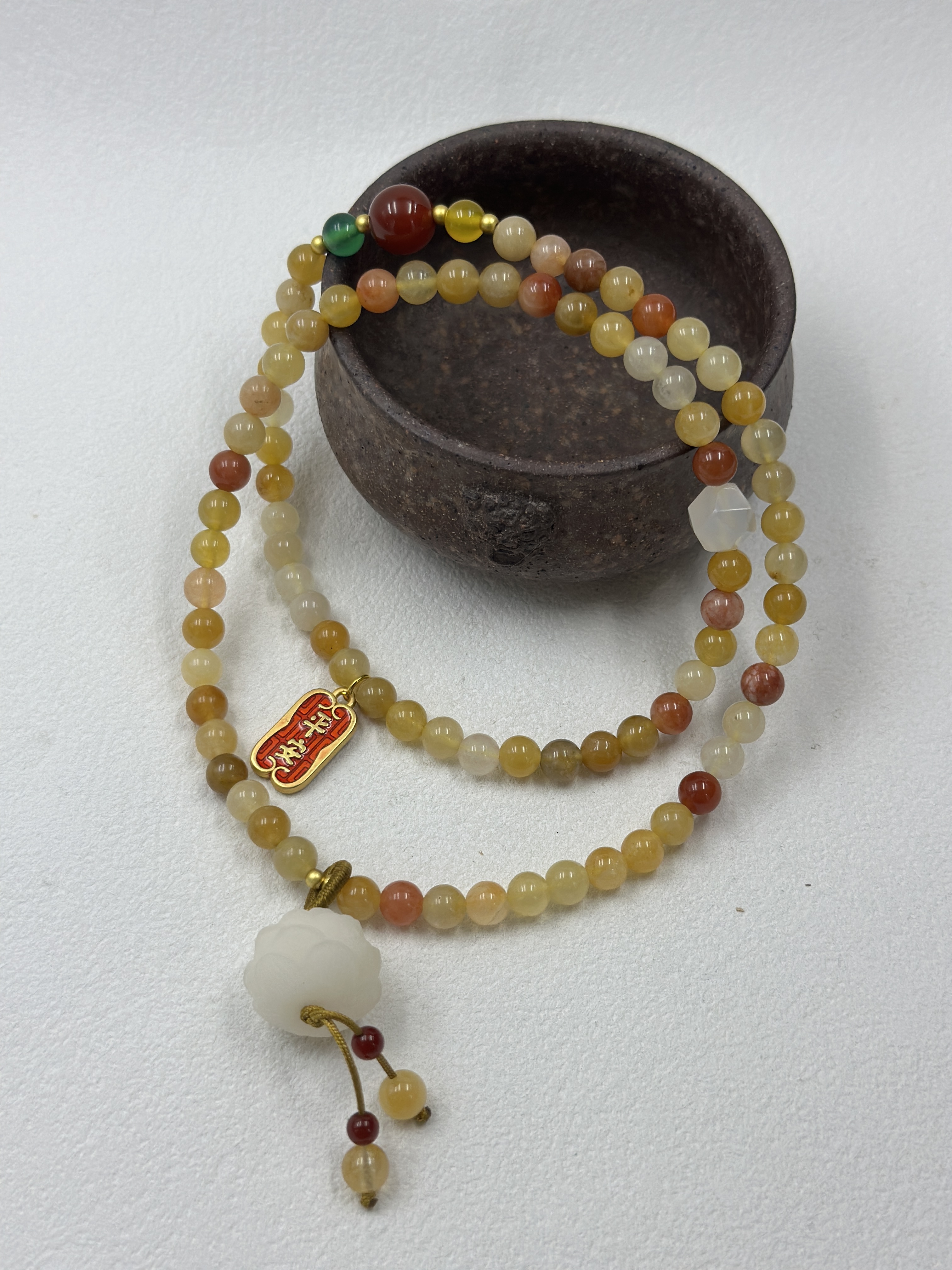 Natural Golden Jade & Bodhi Lotus Bracelet (6mm)