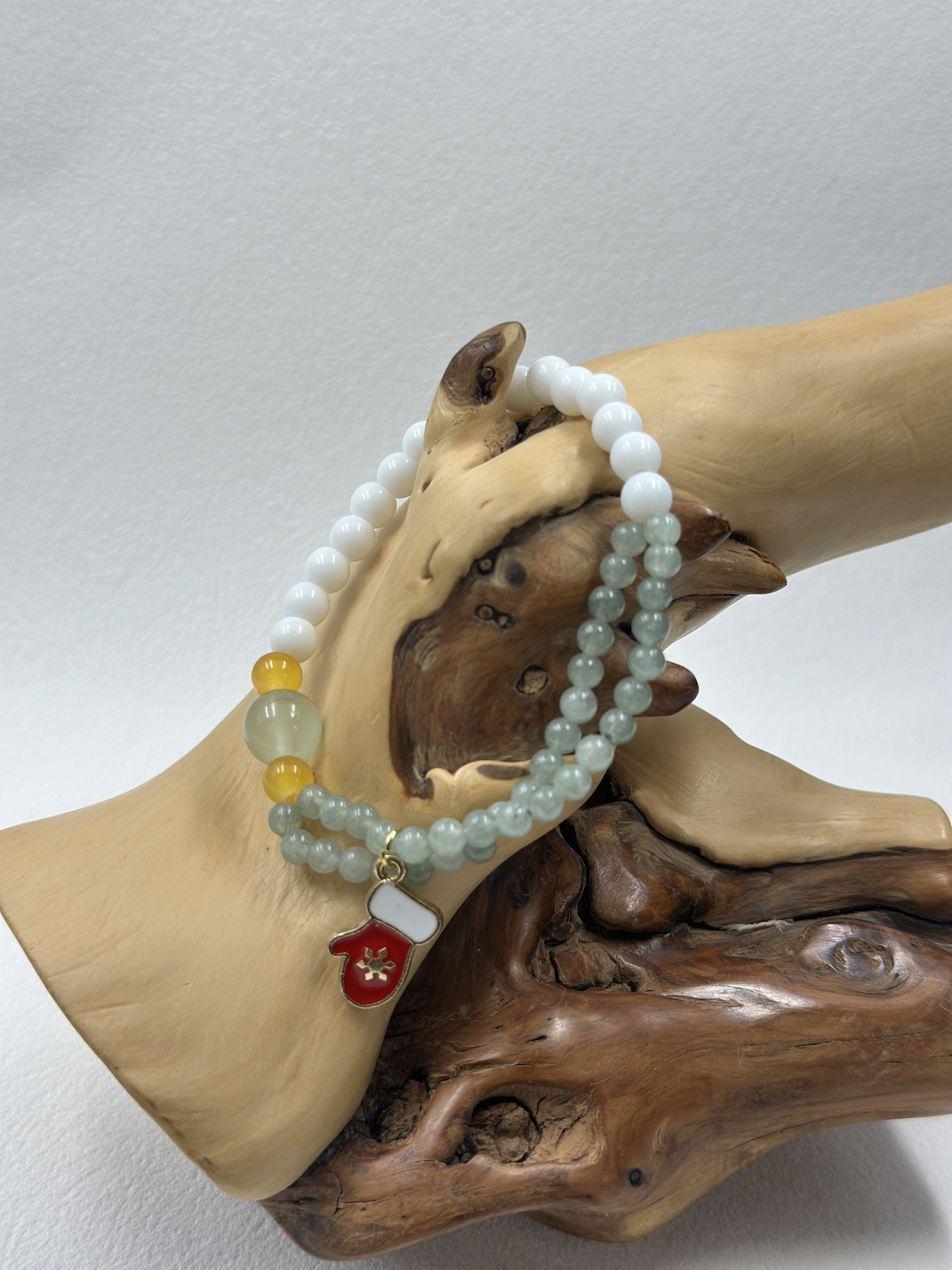 White Mother-of-Pearl & Prehnite Bracelet (6mm + 3mm)