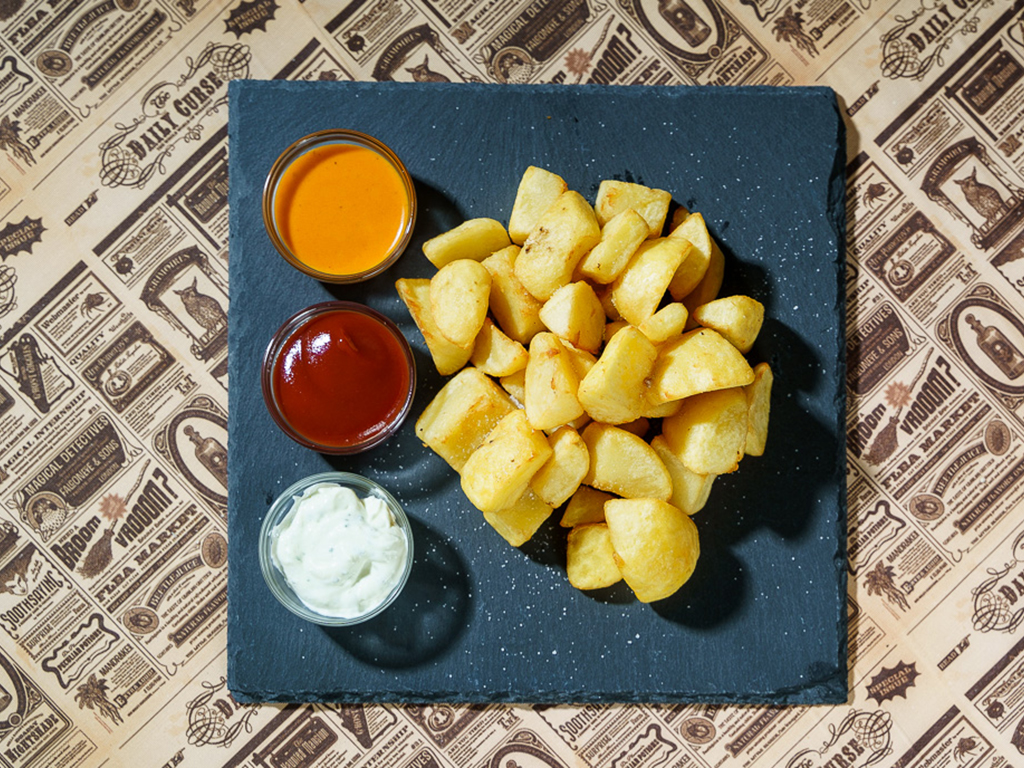 Patatas 3 Salsas