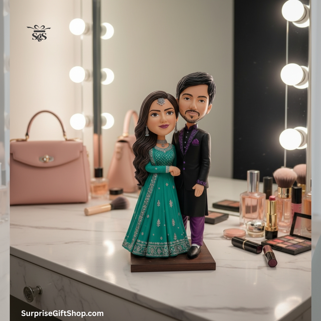 Personalized "Couple" Real Face with Complete Outfit