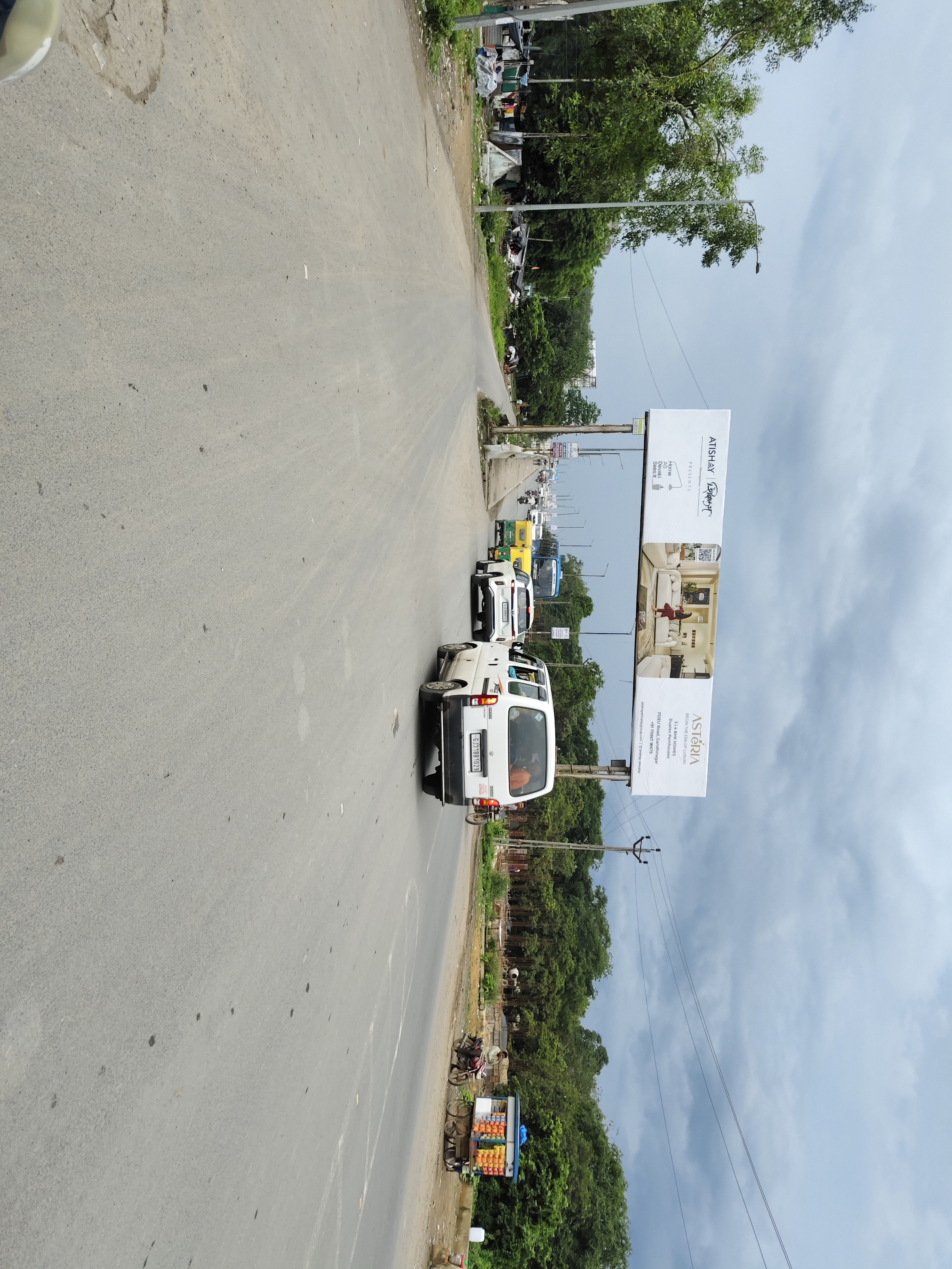 Motipura Circle (Umashankar Joshi Bridge) — 50×10 ft — Motipura Circle → Bus Stand