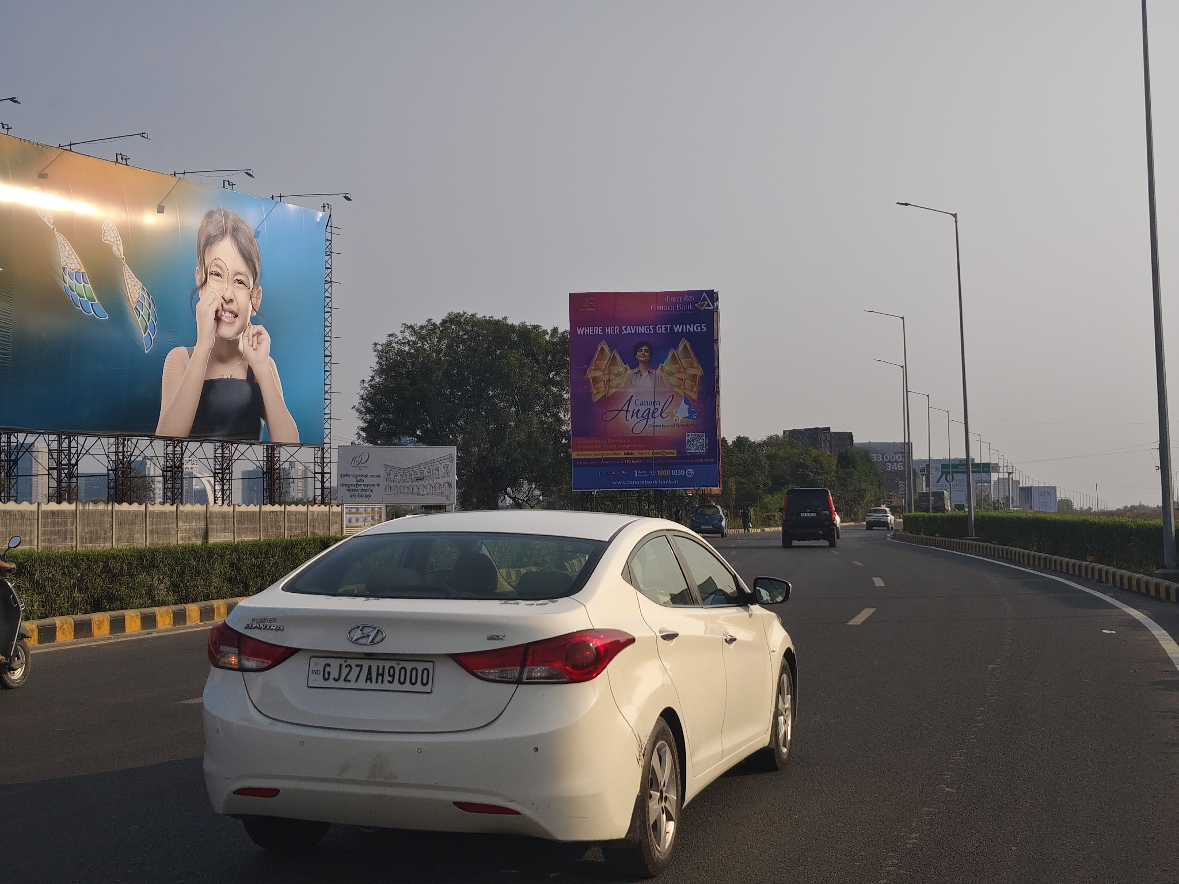 GIFT City — Shahpur Circle Entrance — 30×41 ft — Shahpur Circle → GIFT City