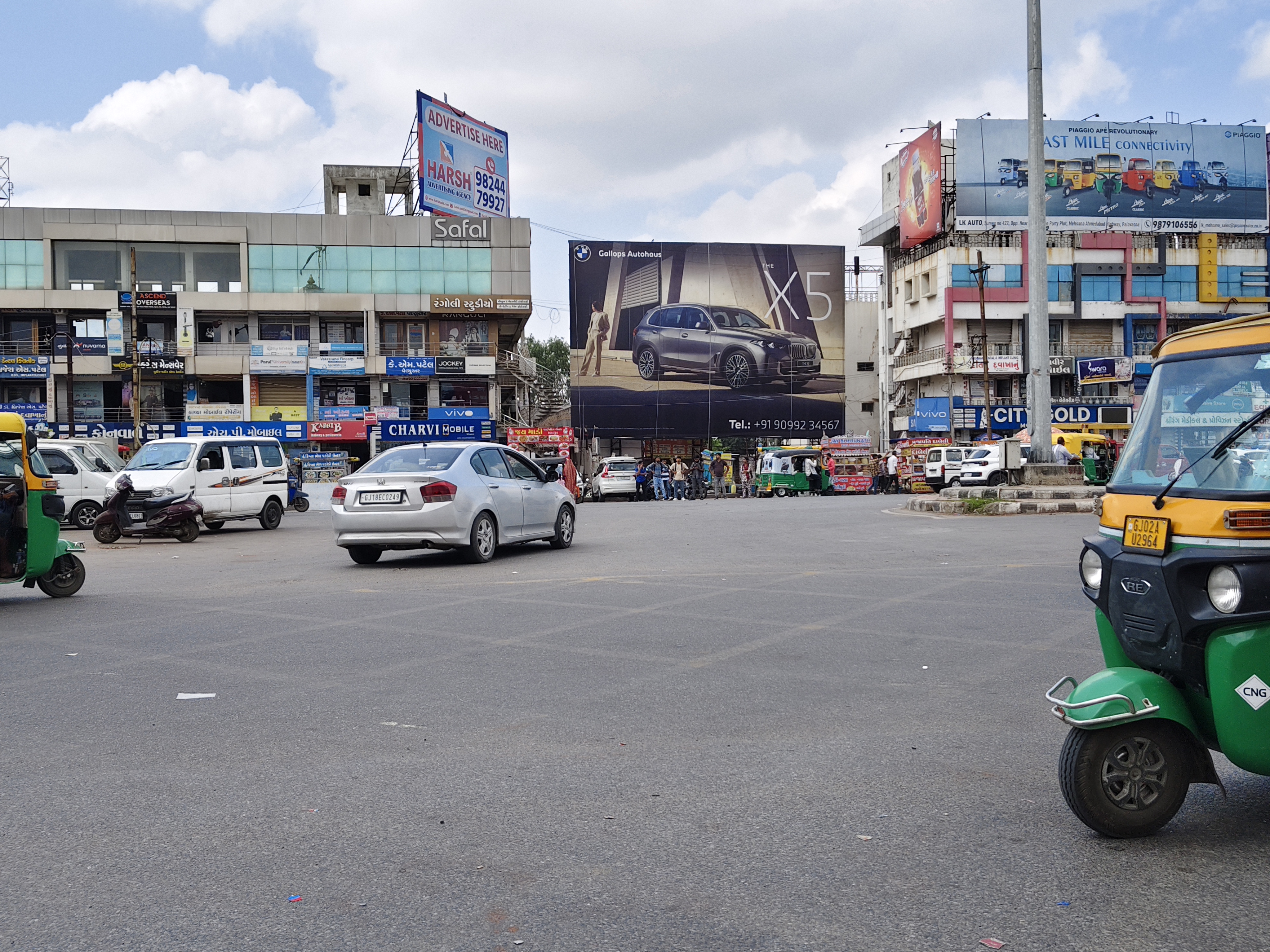 Modhera Circle — Opp. Bus Terminal — 59×41 ft — Opp. Bus Stand