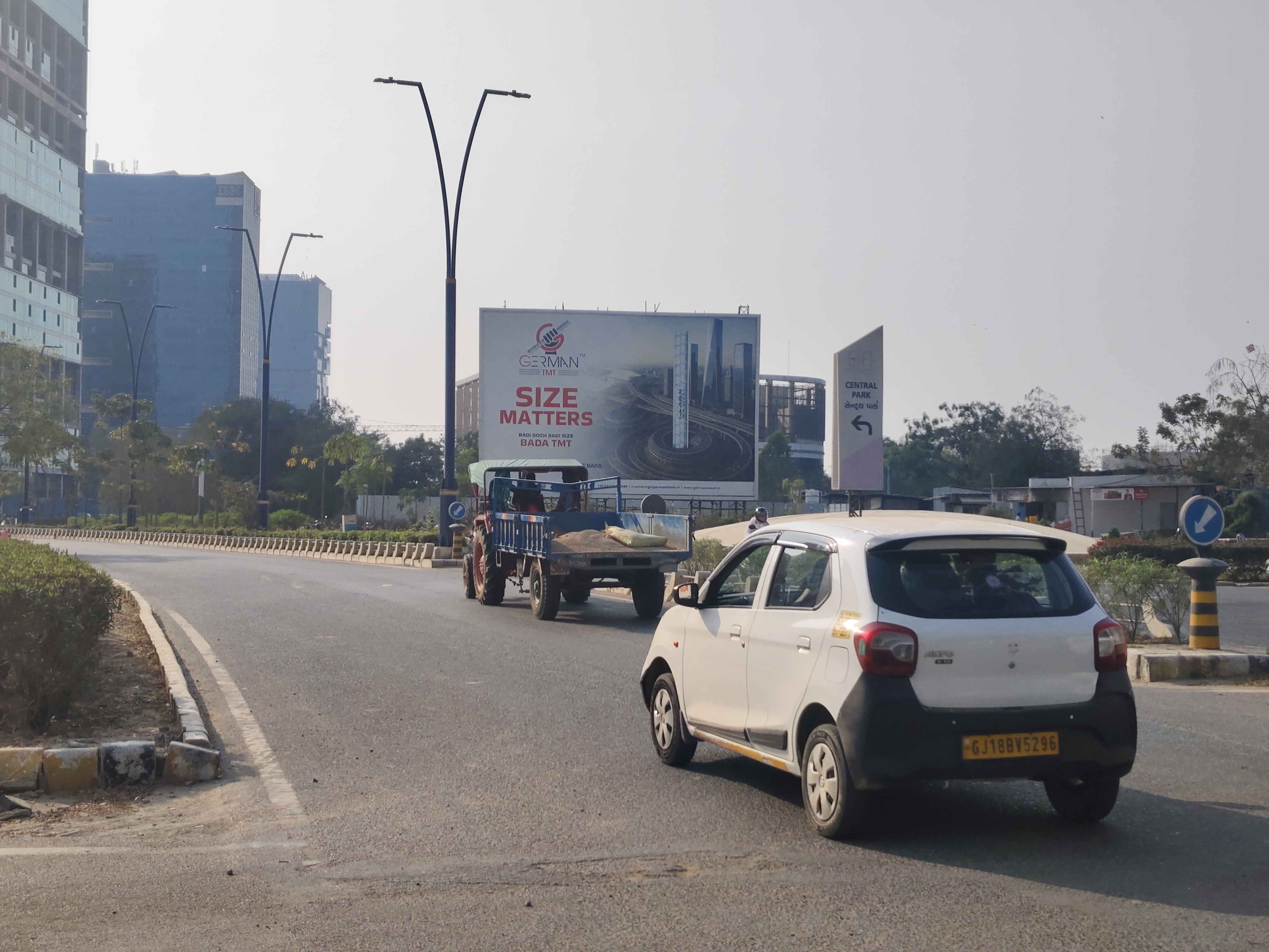 GIFT City — Opp. Lilavati Hospital — 60×40 ft — East Gate → D Circle