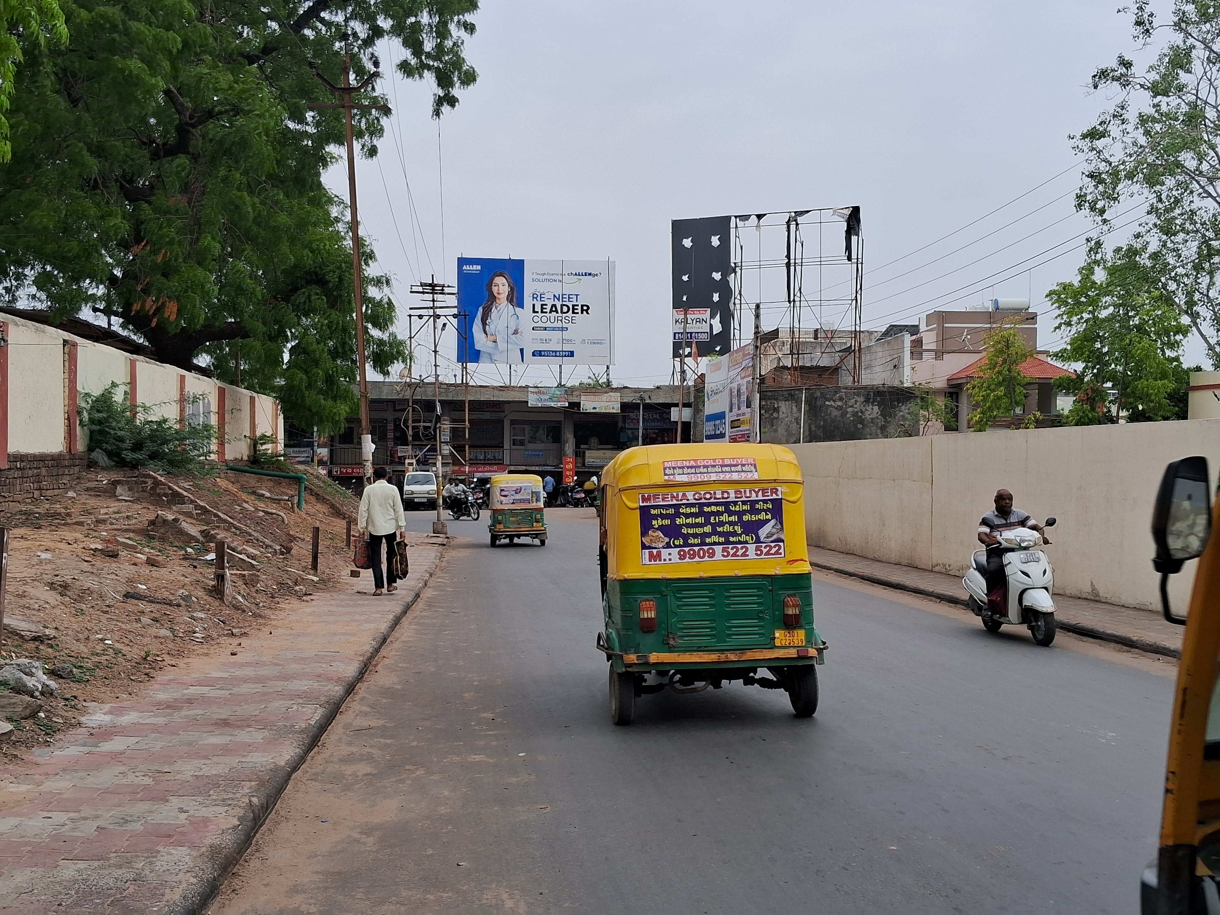Krushna No Dhal — Nr. Krishna Shopping Centre — 30×20 ft — Main Bazar → Bhamariya Nala
