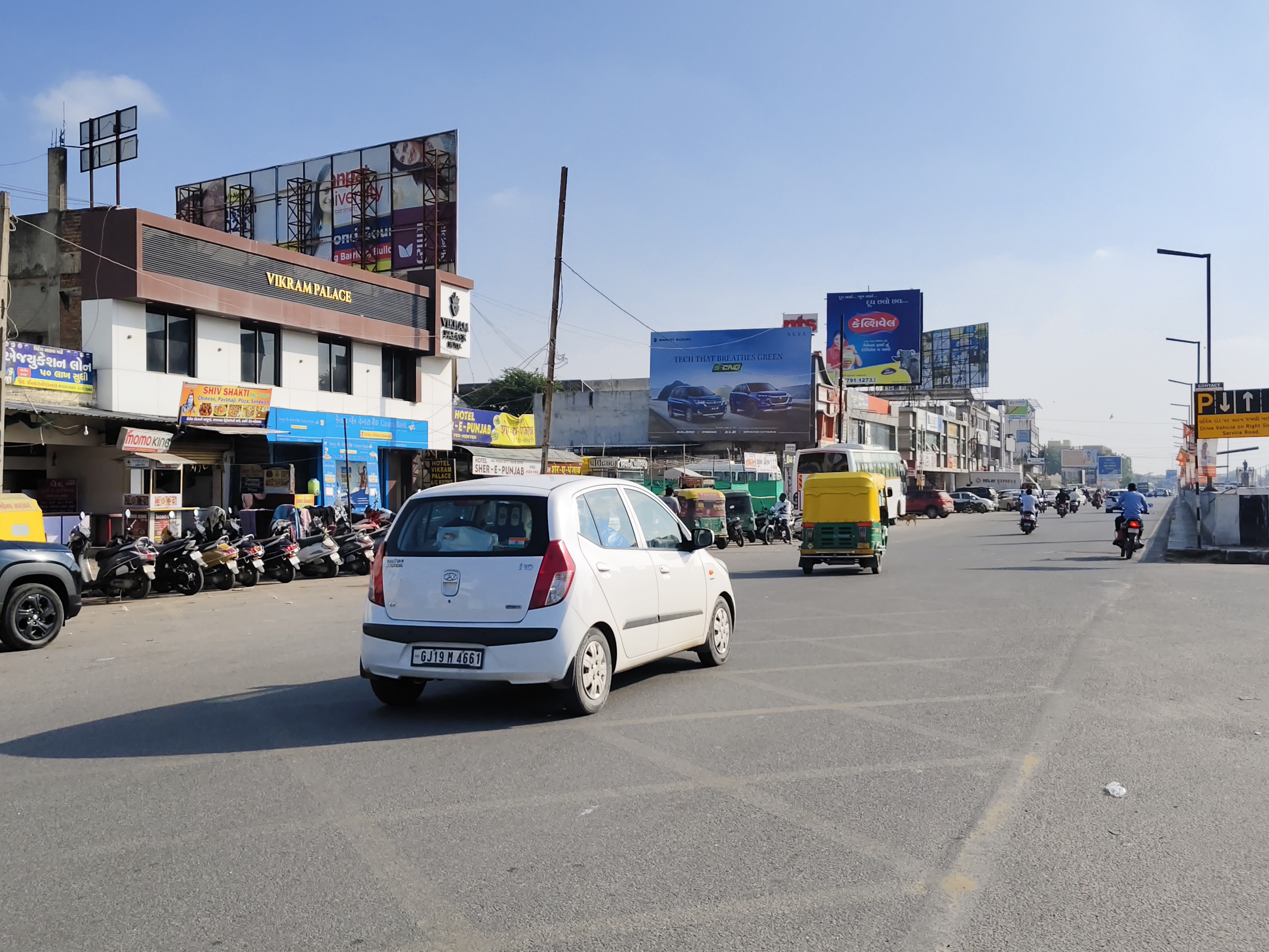 Modhera Circle — Opp. Rajkamal Petrol Pump — 35×23 ft — Palanpur → Ahmedabad