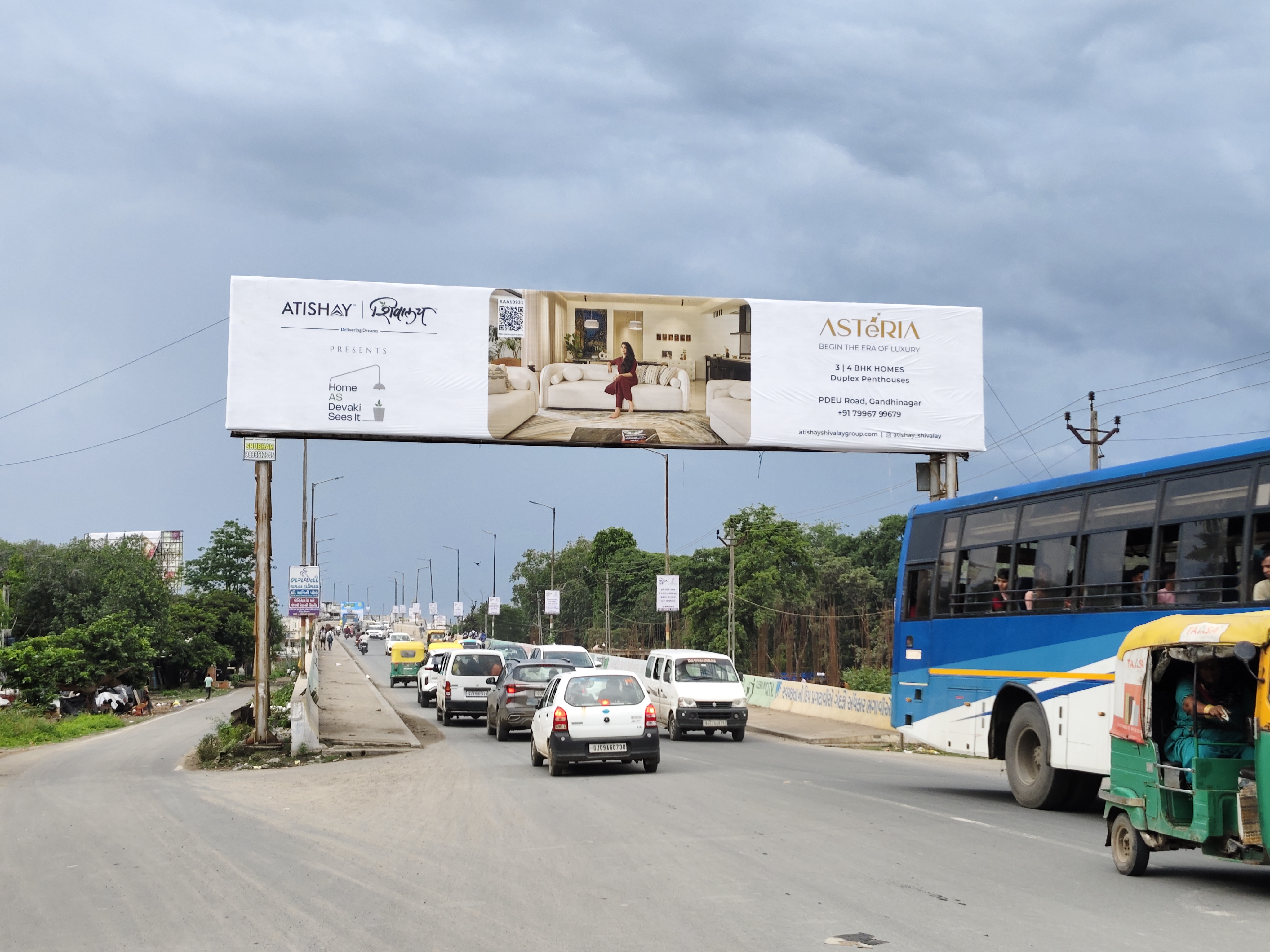 Motipura Circle (Umashankar Joshi Bridge) — 50×10 ft — Motipura Circle → Bus Stand