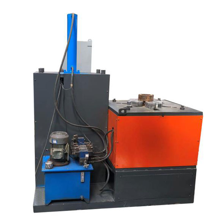 Hydraulic motor stator cutting and copper winding separator machine