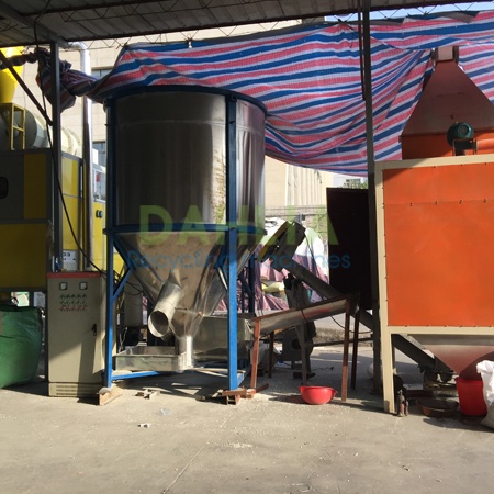 Medical infusion bottle plastic silicone sorting equipment