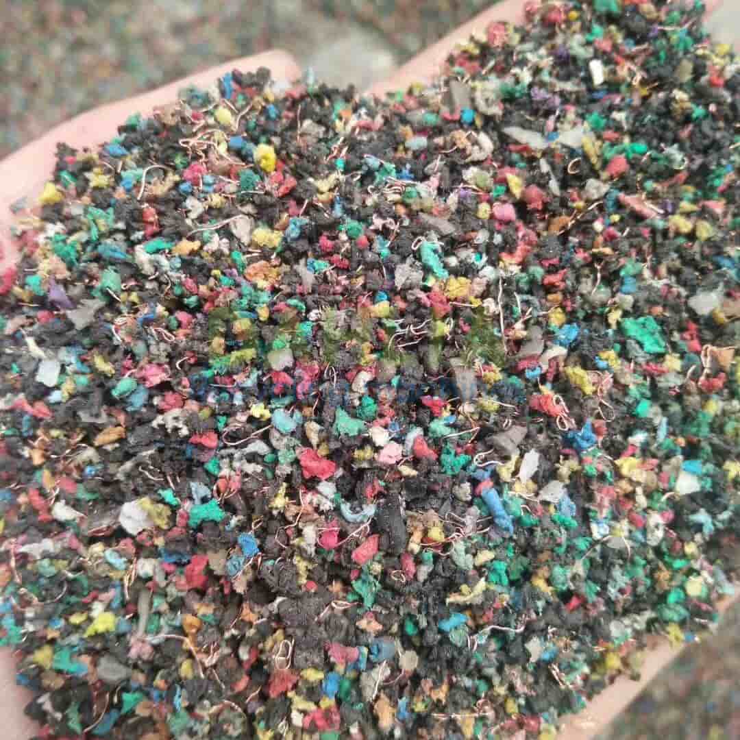 High voltage electrostatic separator for metal 