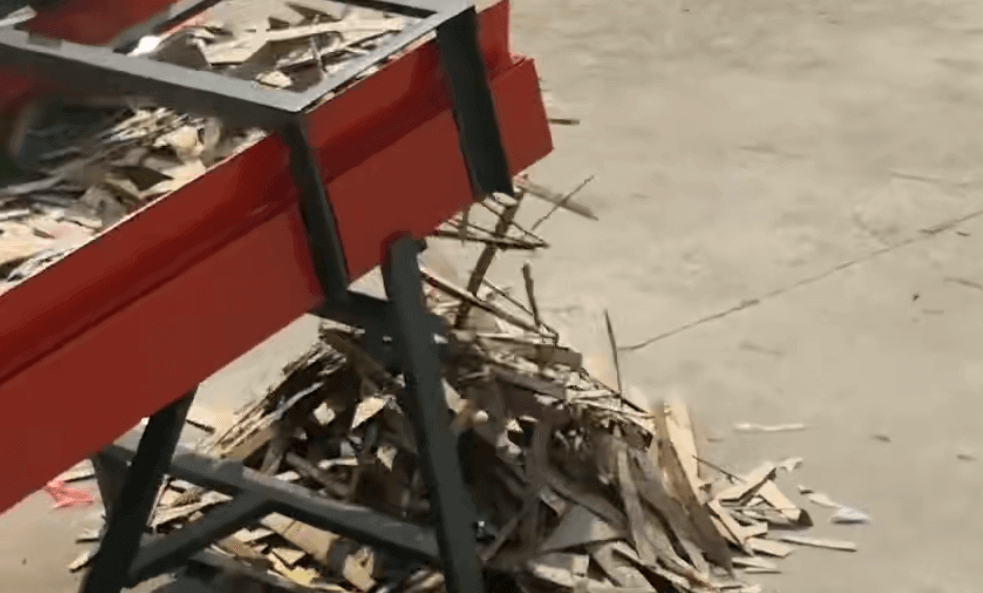 Scrap Corrugated boxes and cartons cutting machine for baling