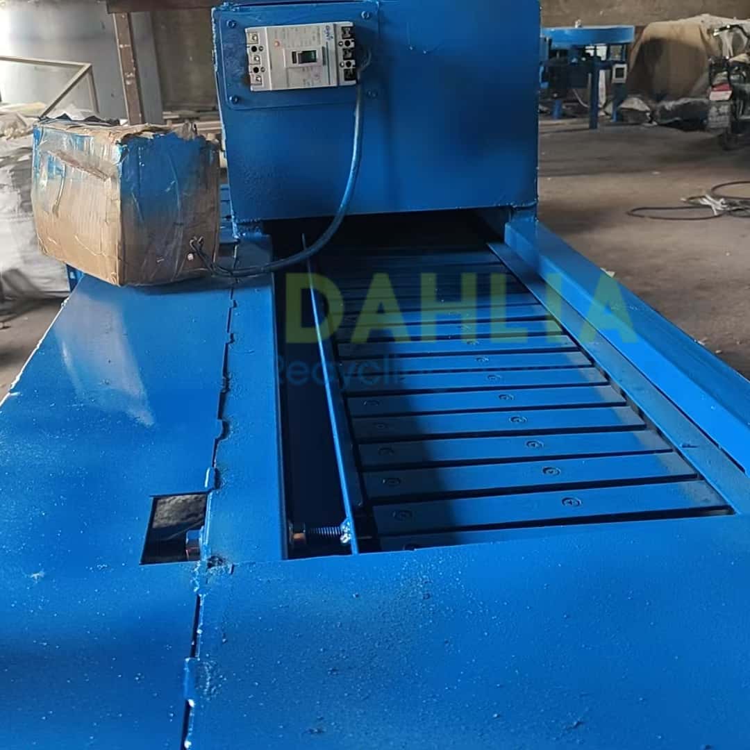  High yield disposing equipment of adhesive impurities of waste book