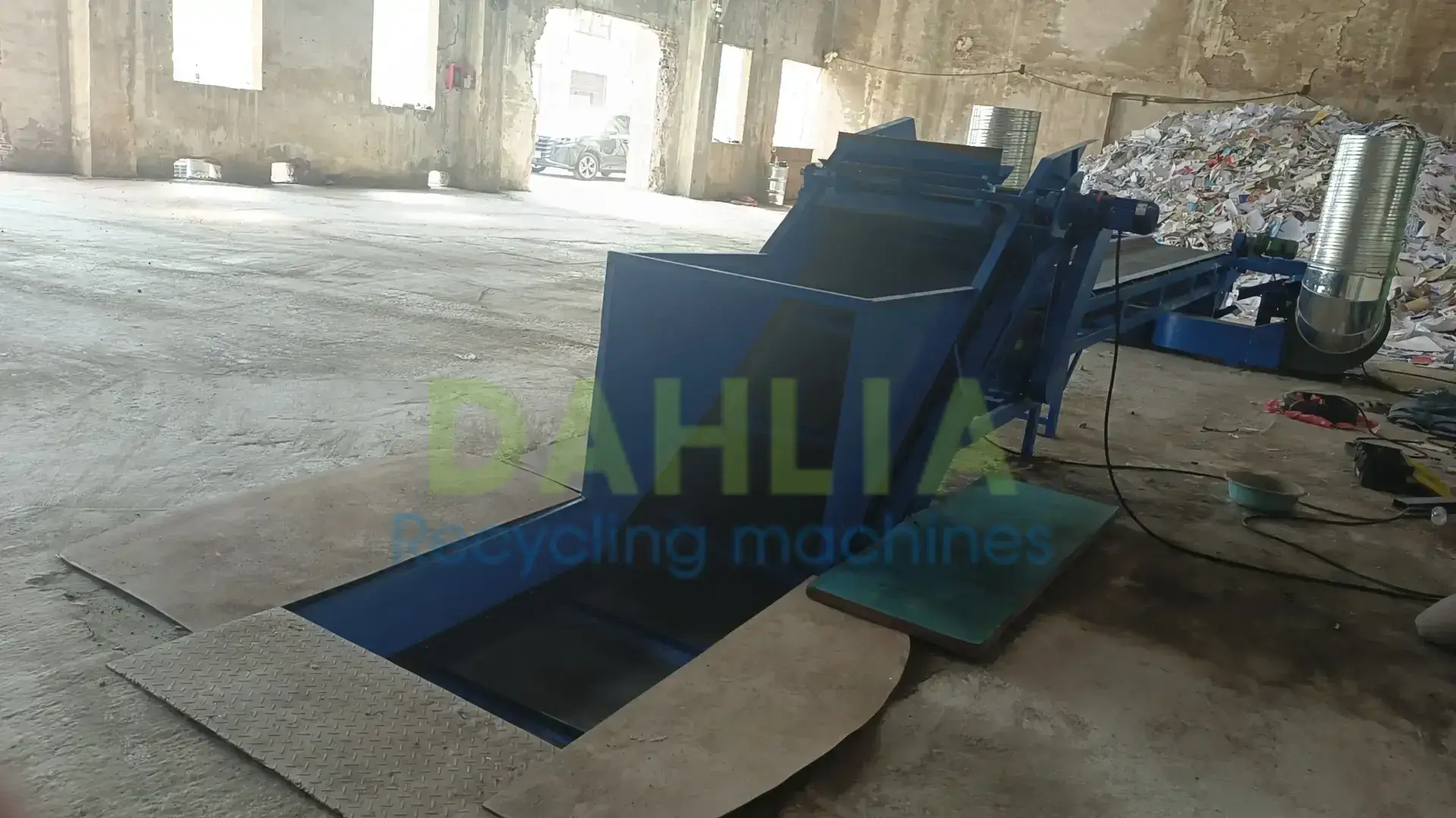 Waste book sorting equipment for paper recycling station