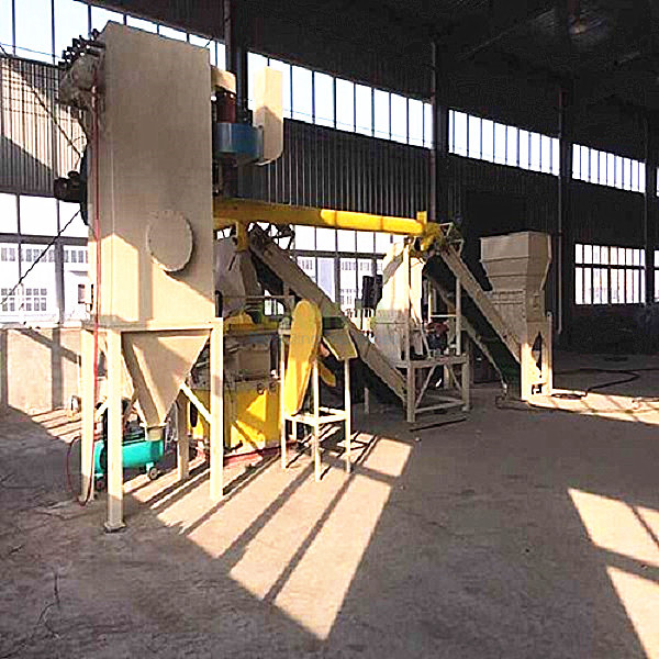 Shredder Type Auto/HVAC radiator shredding recycler with higher Metal Reuse Rate