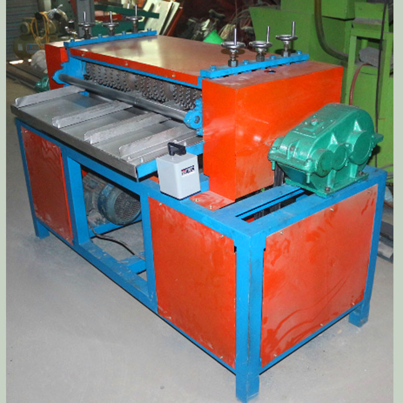 Scrap car radiator copper pipe peeling machine