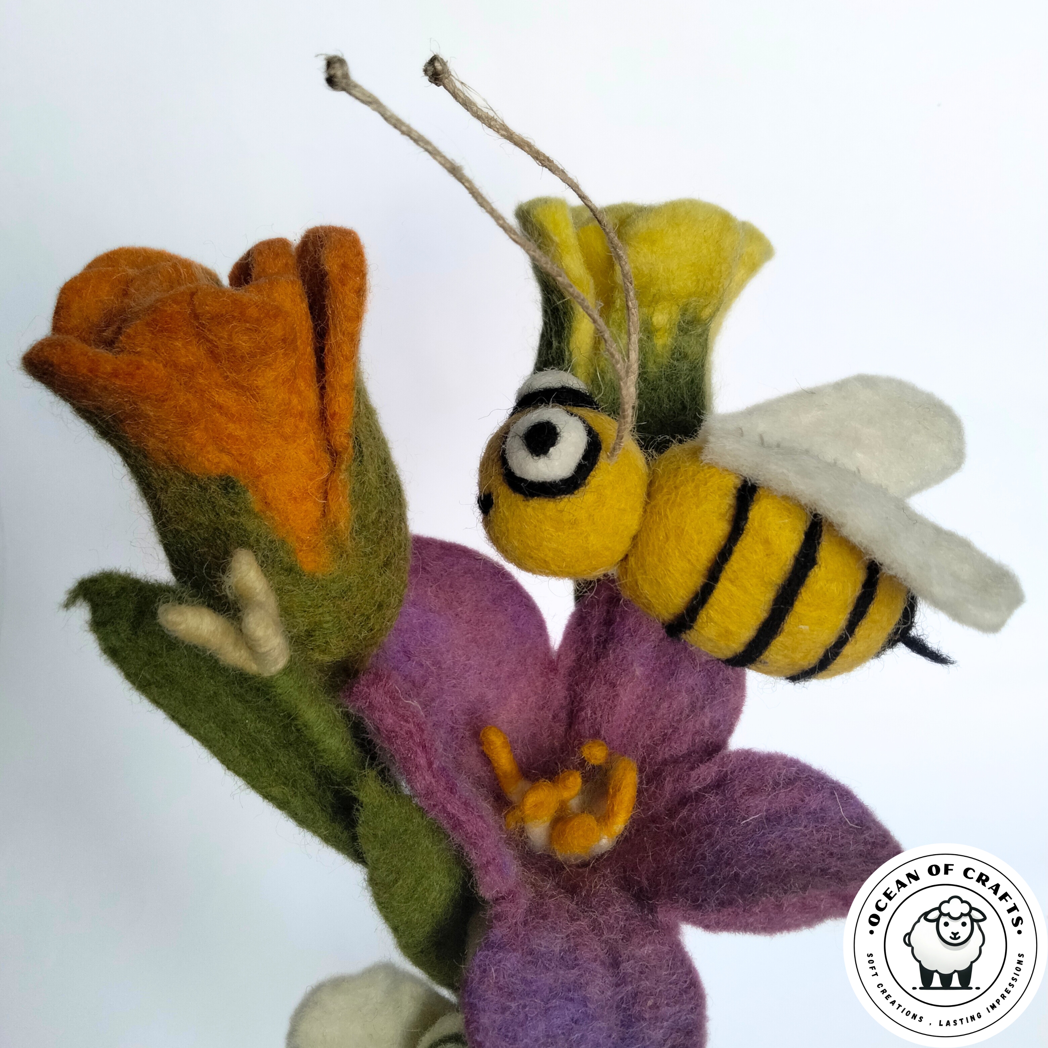 Felt Bee