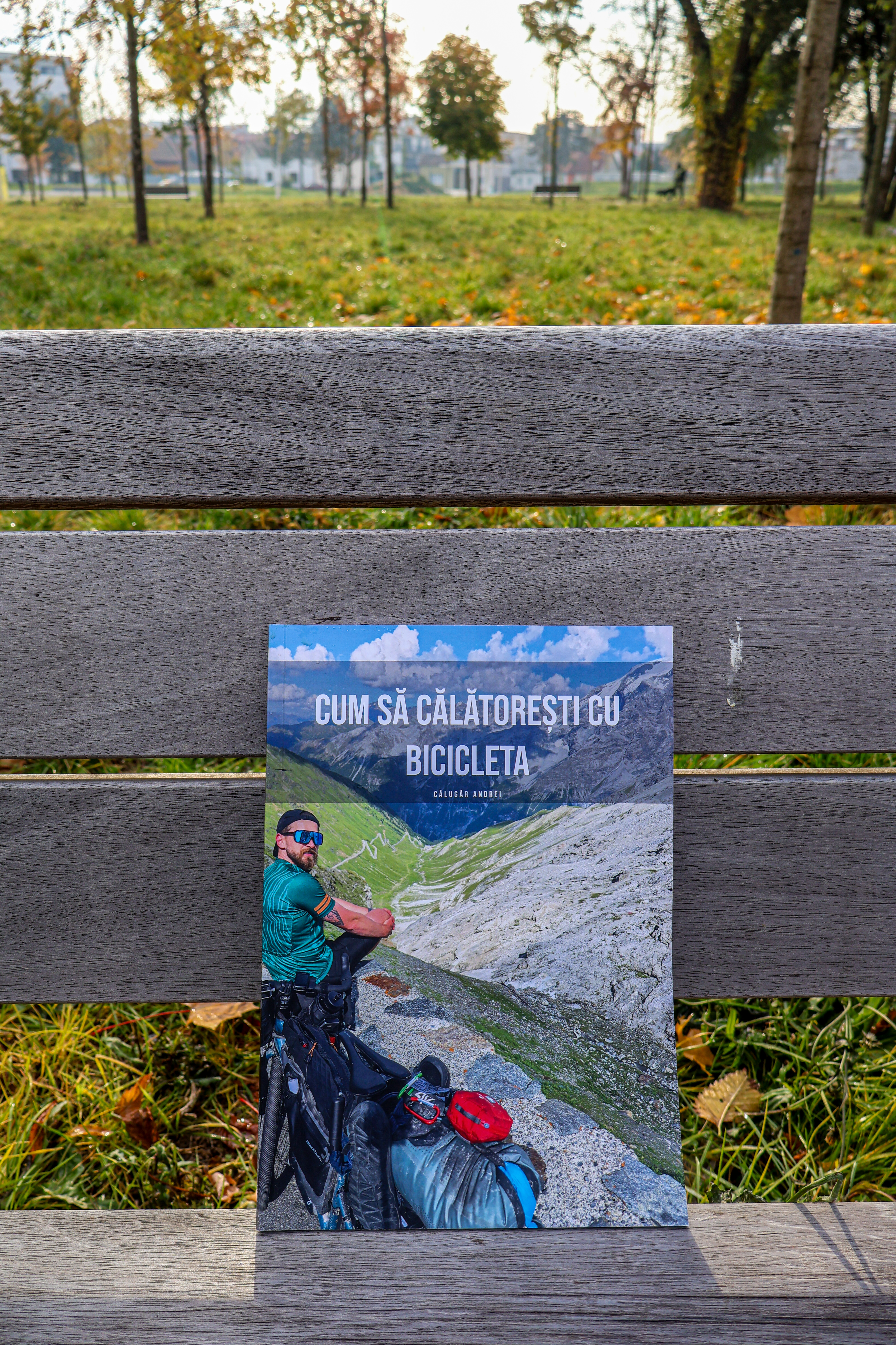 Ghid complet de Bikepacking – Ediția tipărită