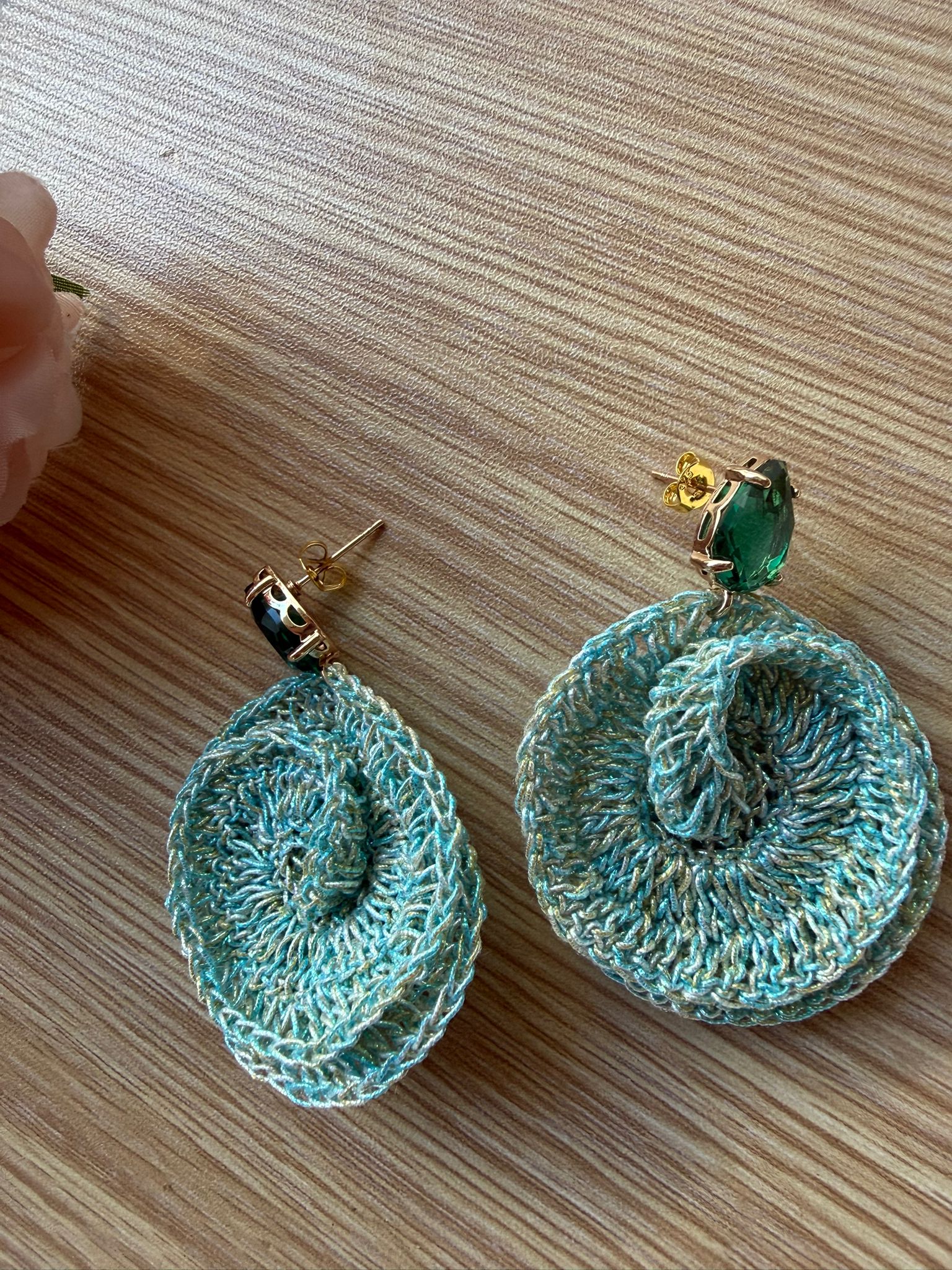 PENDIENTES NEFERTITIS CROCHÉ