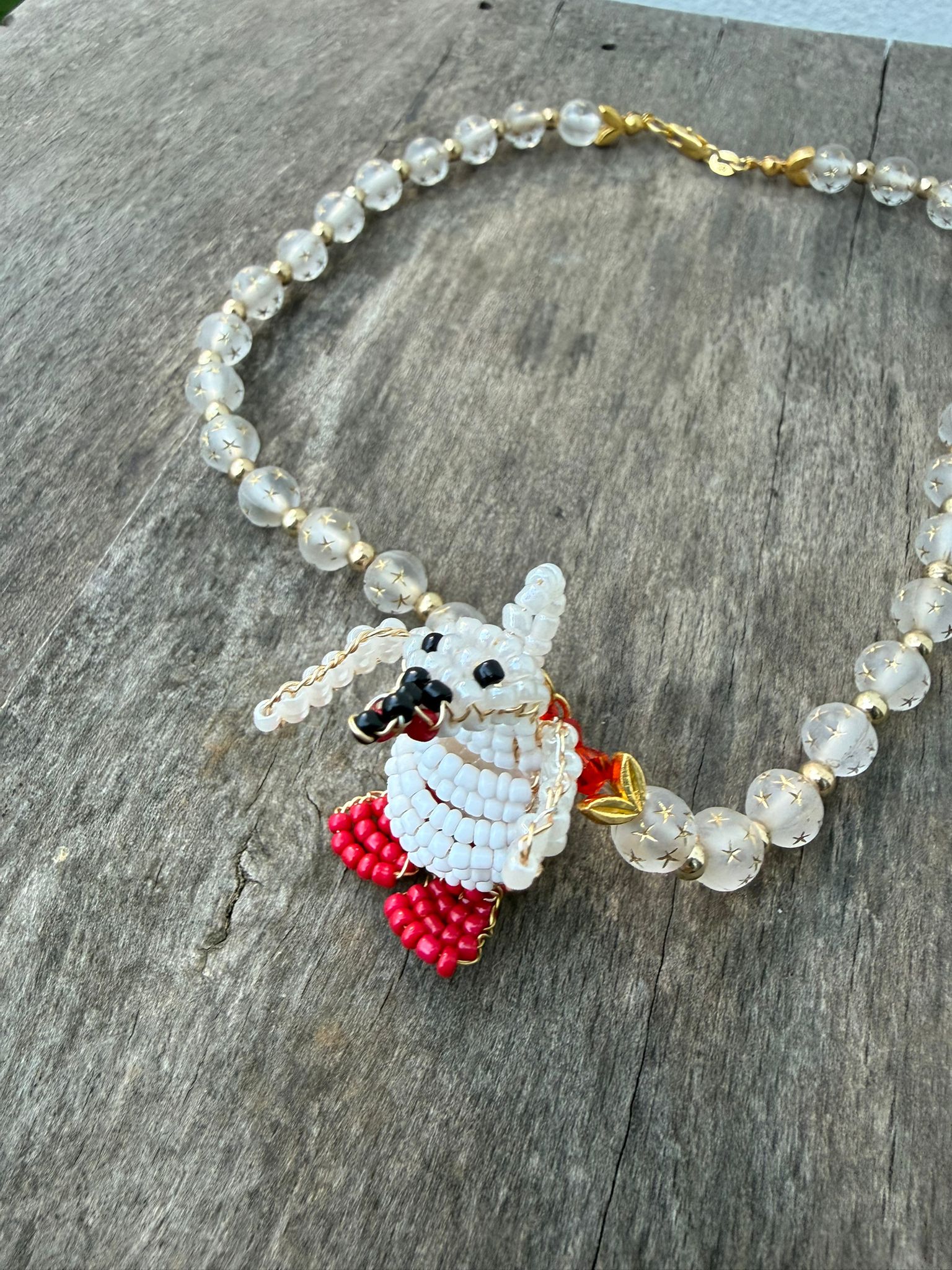Collar "Pingüino Estelar"
