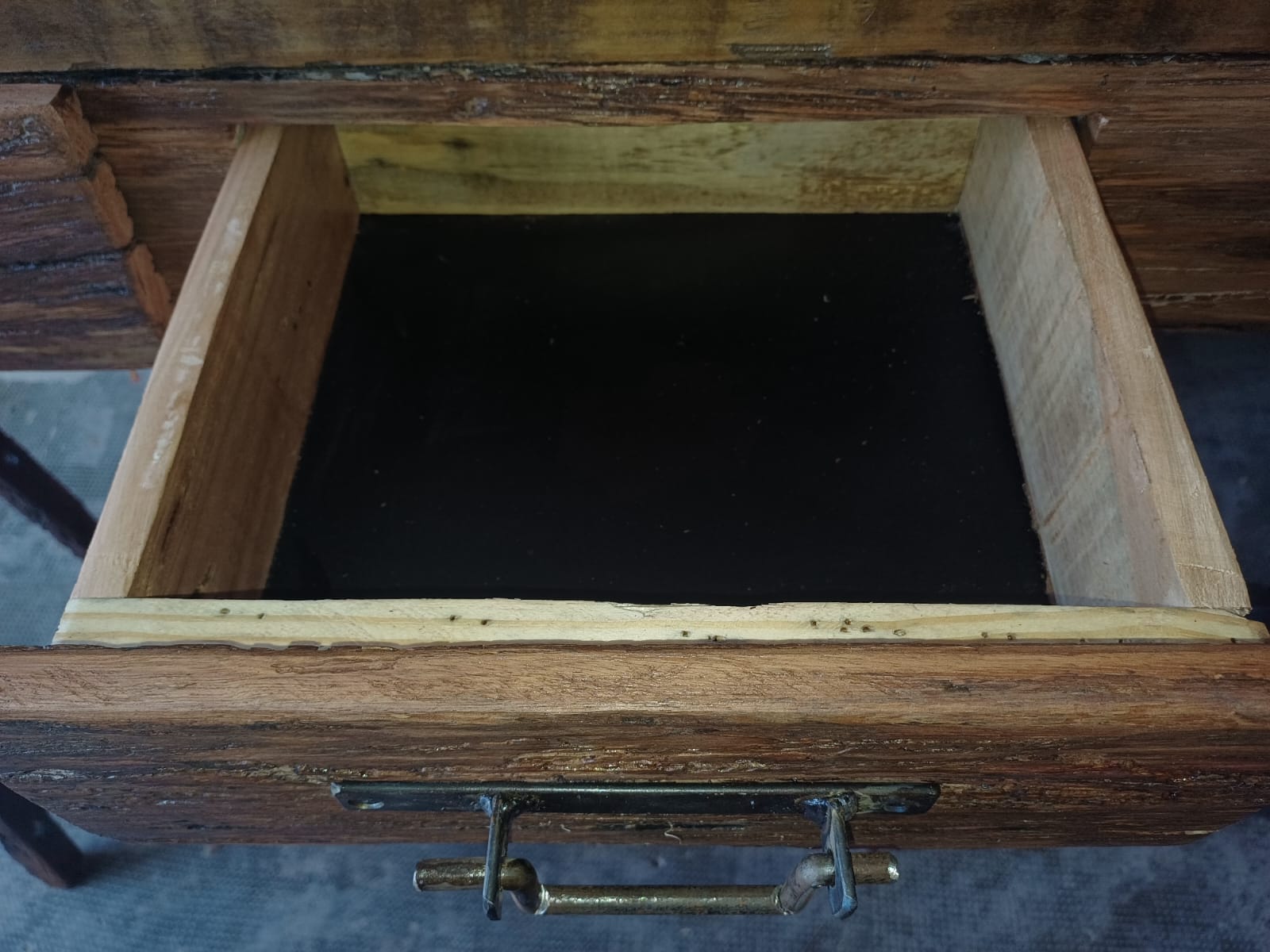 MESA ARRIME VARILLA 2 CAJONES  1,07X36X90