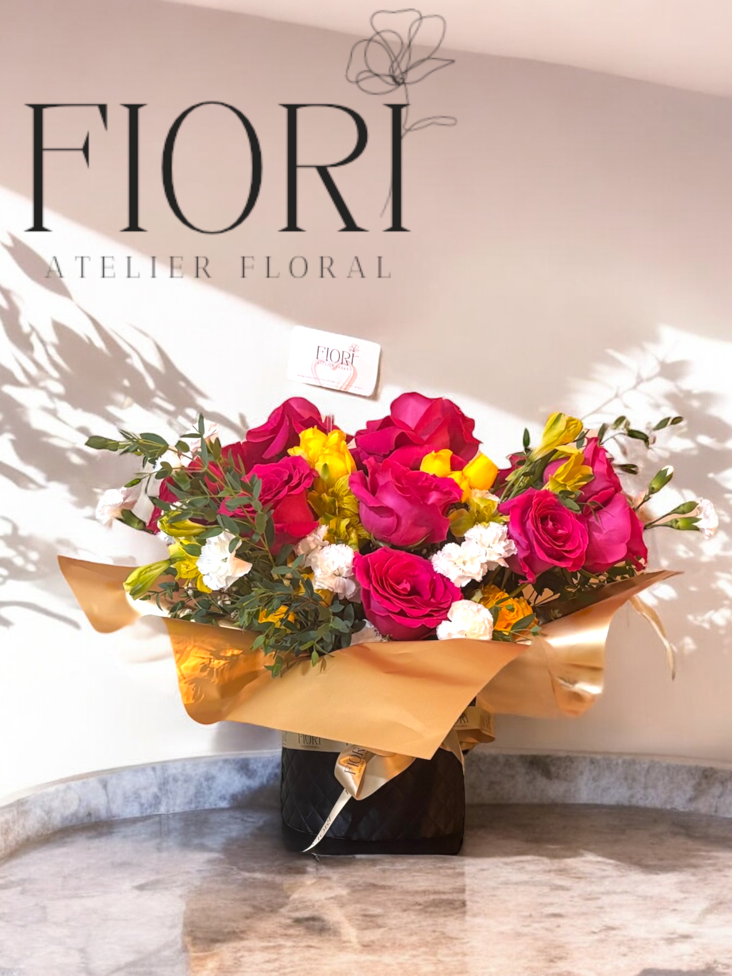 Box floral de rosas y flores mixtas