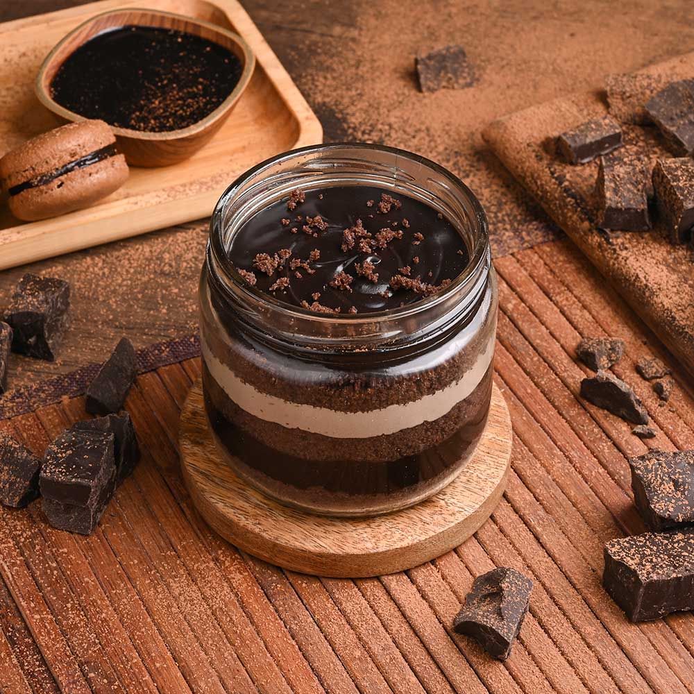 CHOCOLATE JAR CAKE