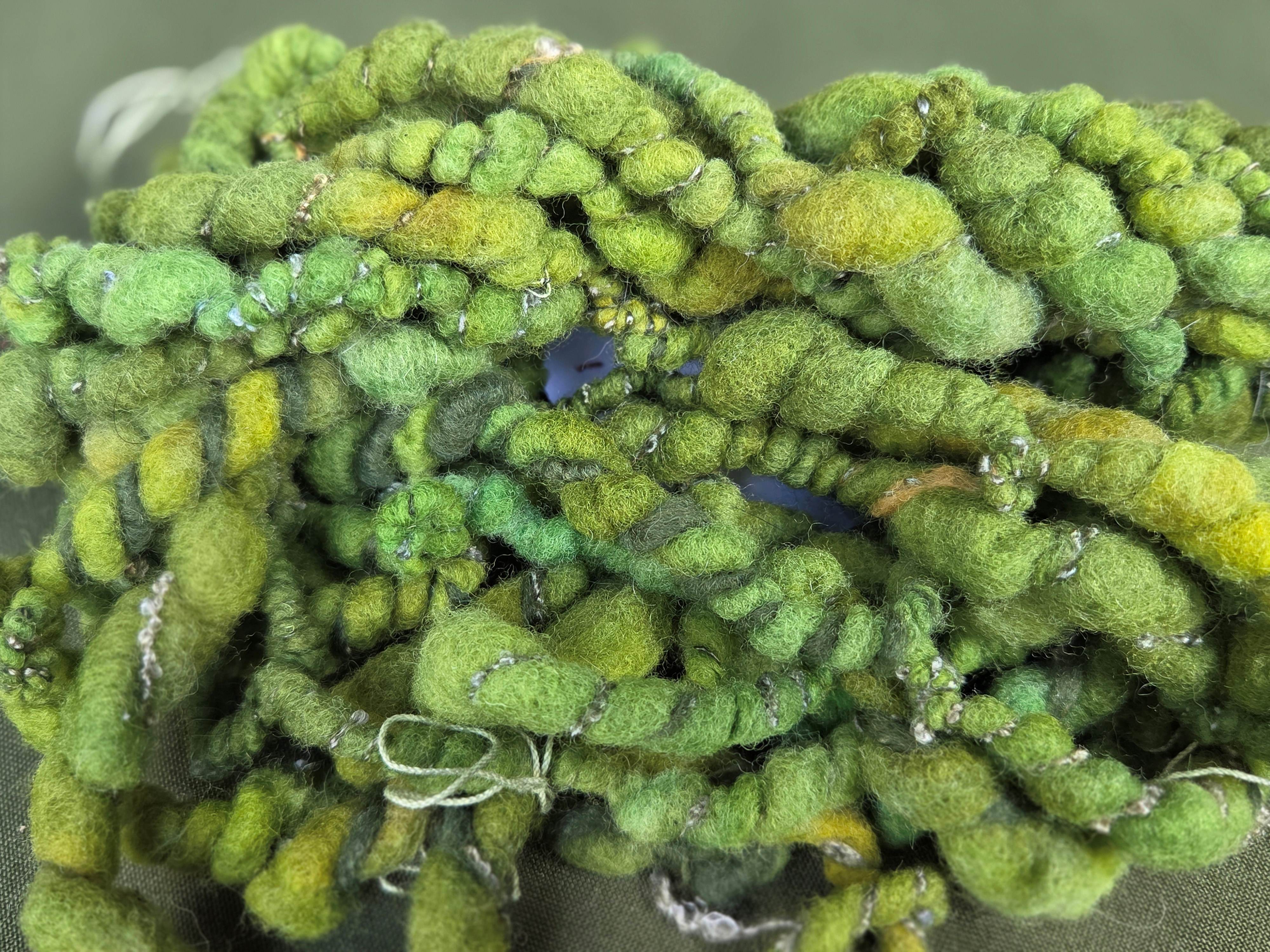 TAPESTRY Artyarn "SILKY MOSS"