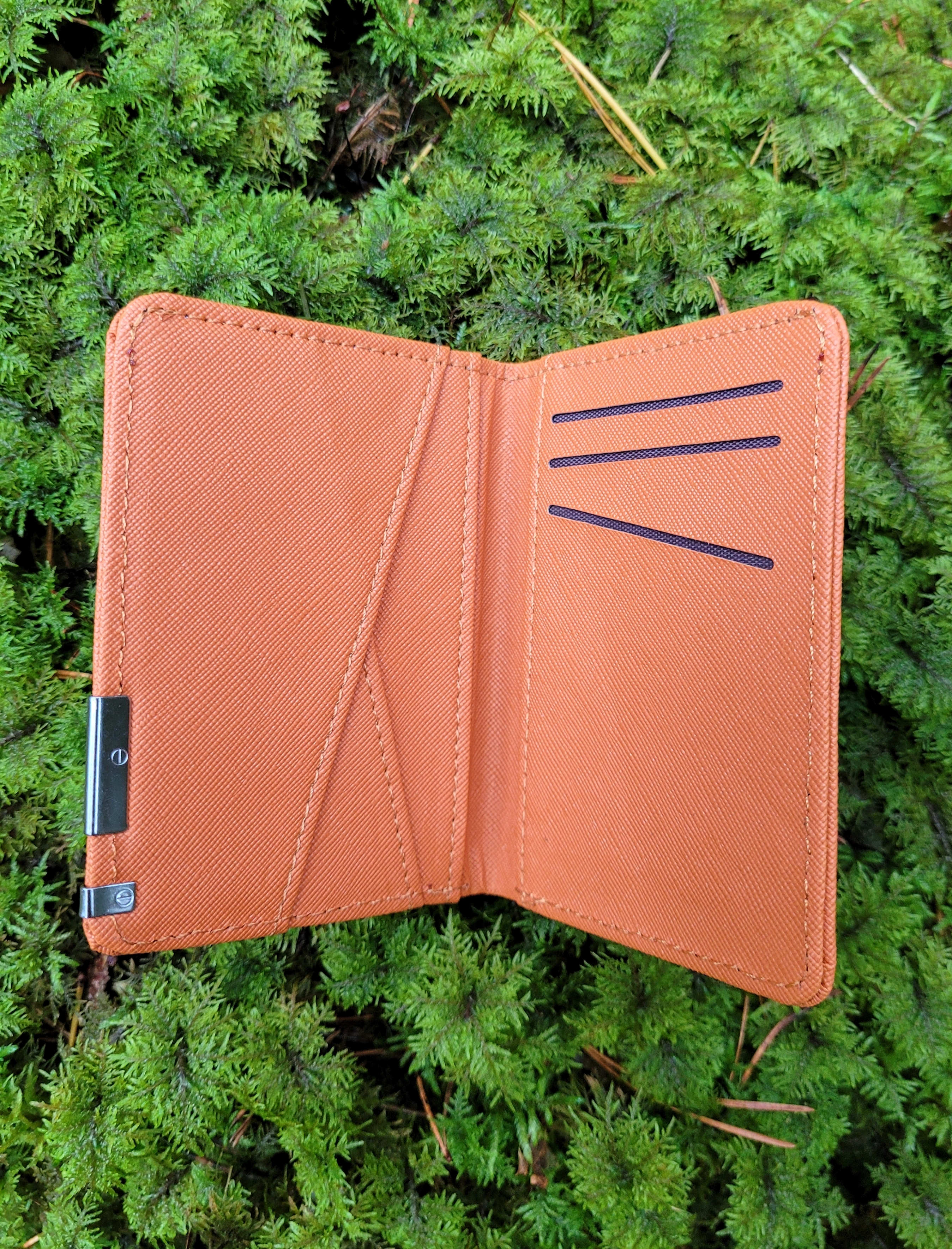 Minimalistinė piniginė ruda