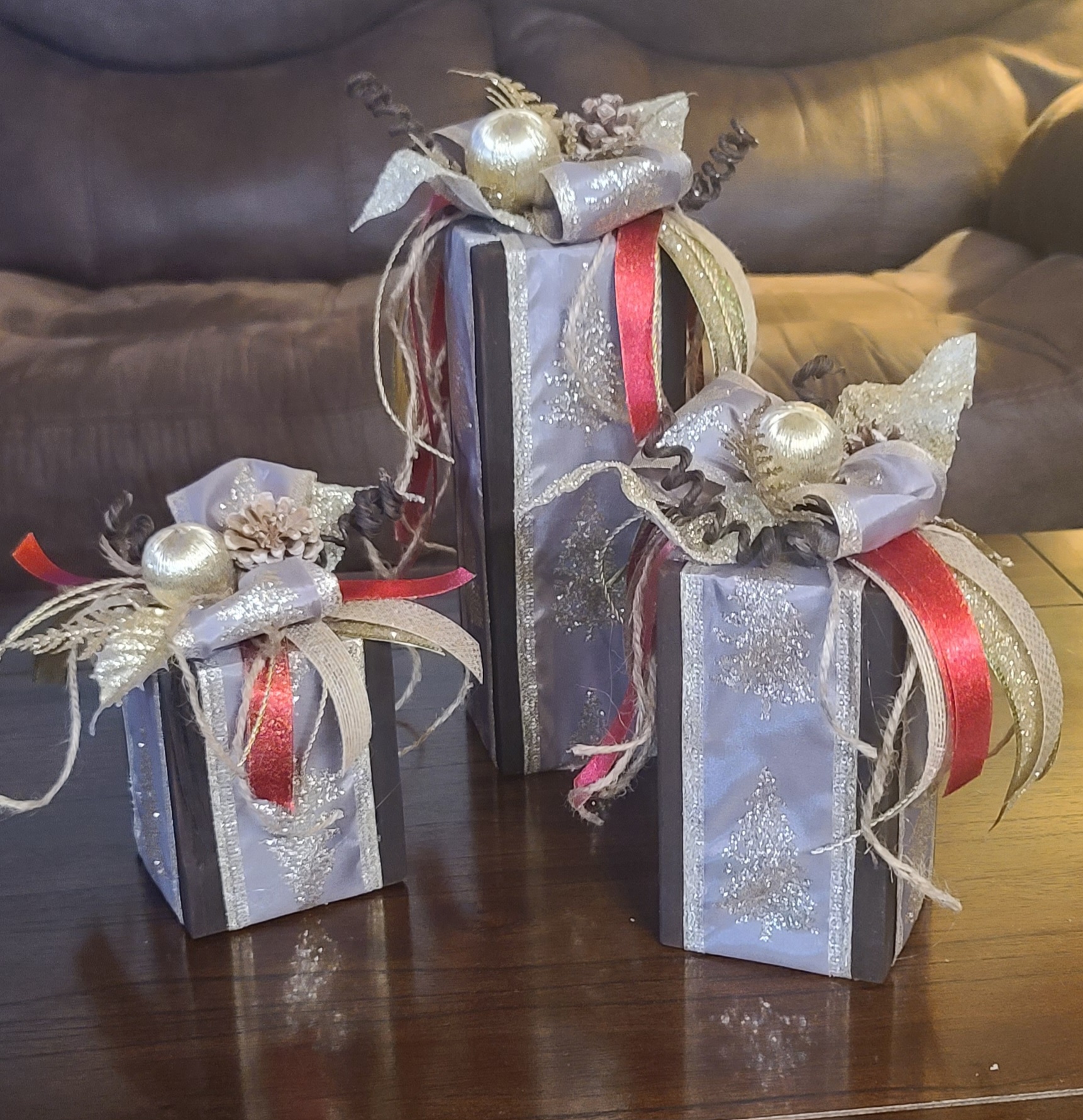 Decorative Holiday Wooden Gift Boxes