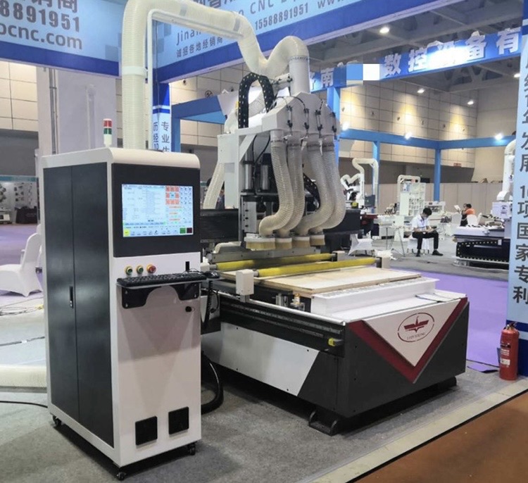 CNC Router Machine