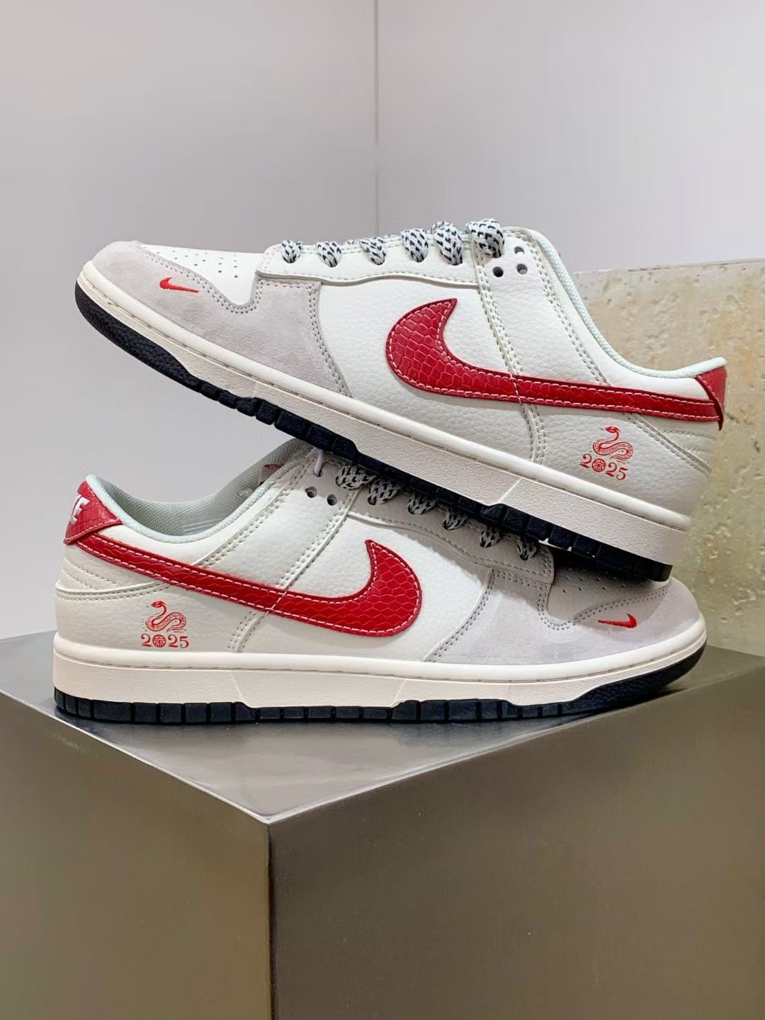 Nike Dunk Low Year of the Snake 2025