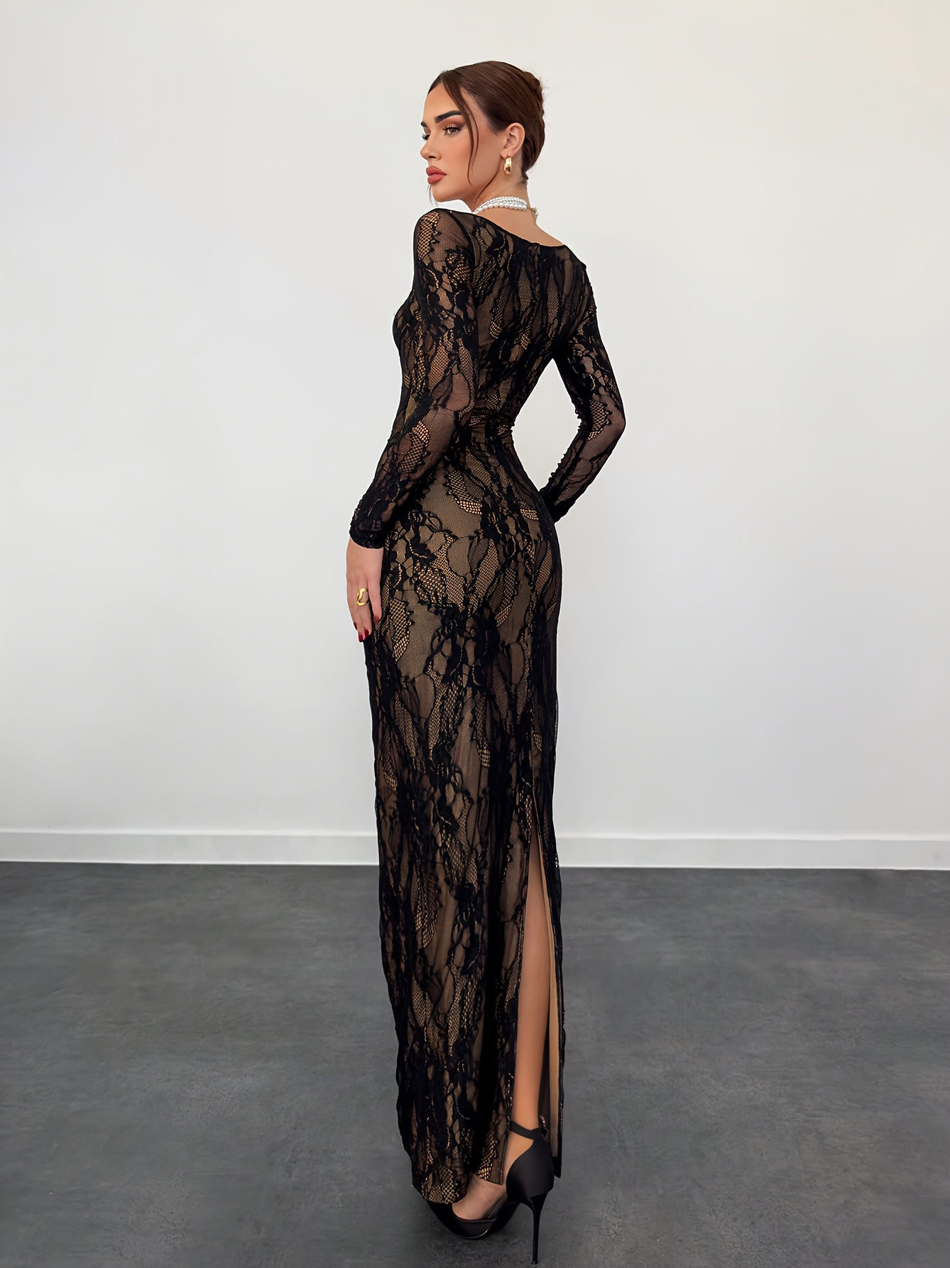 Elegant White Lace Dress