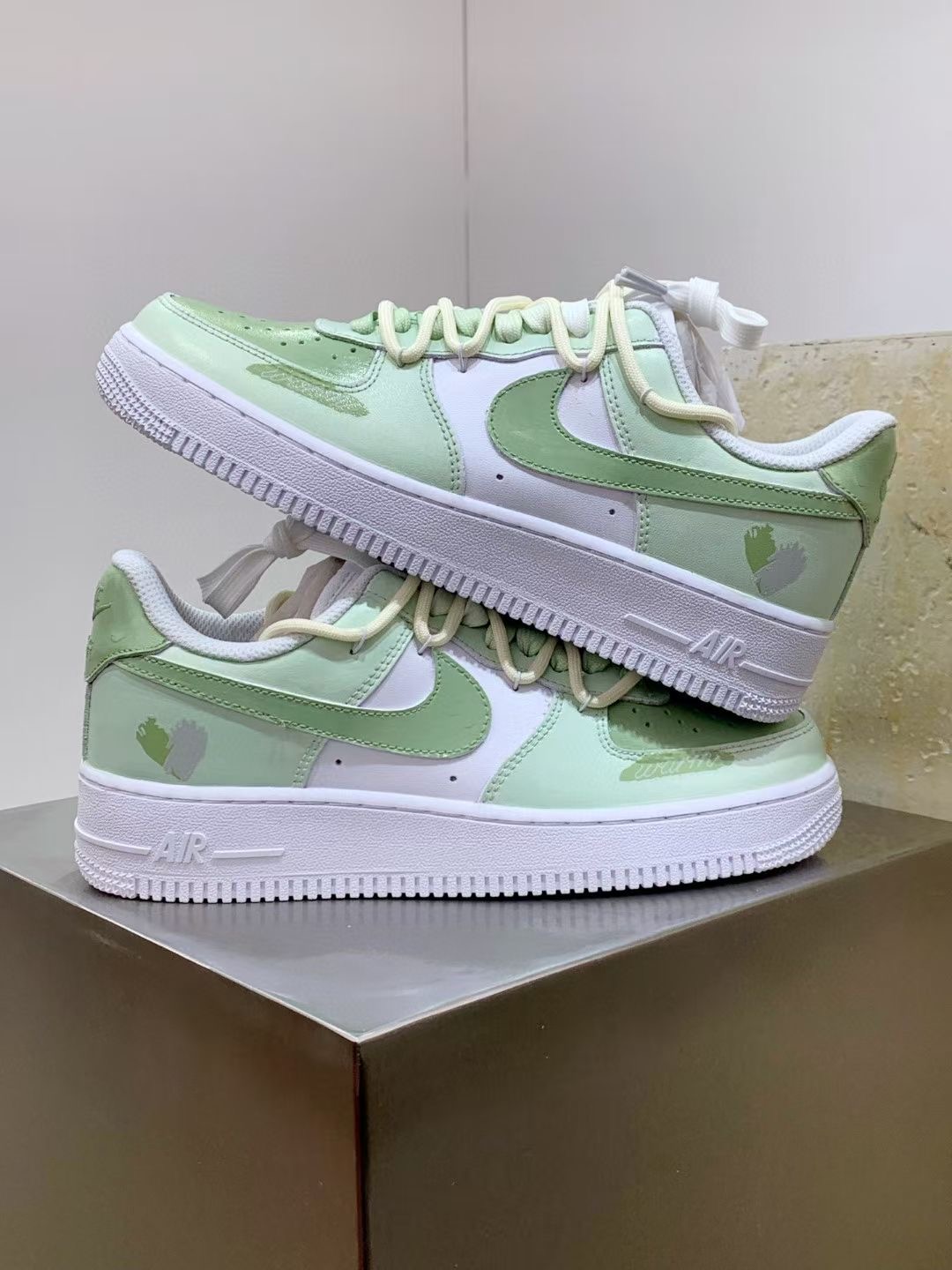 Nike Air Force 1 Pastel Green Sneakers