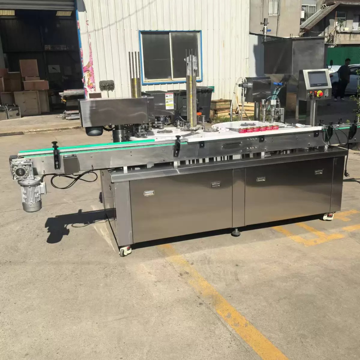 Automatic Labeling Machine