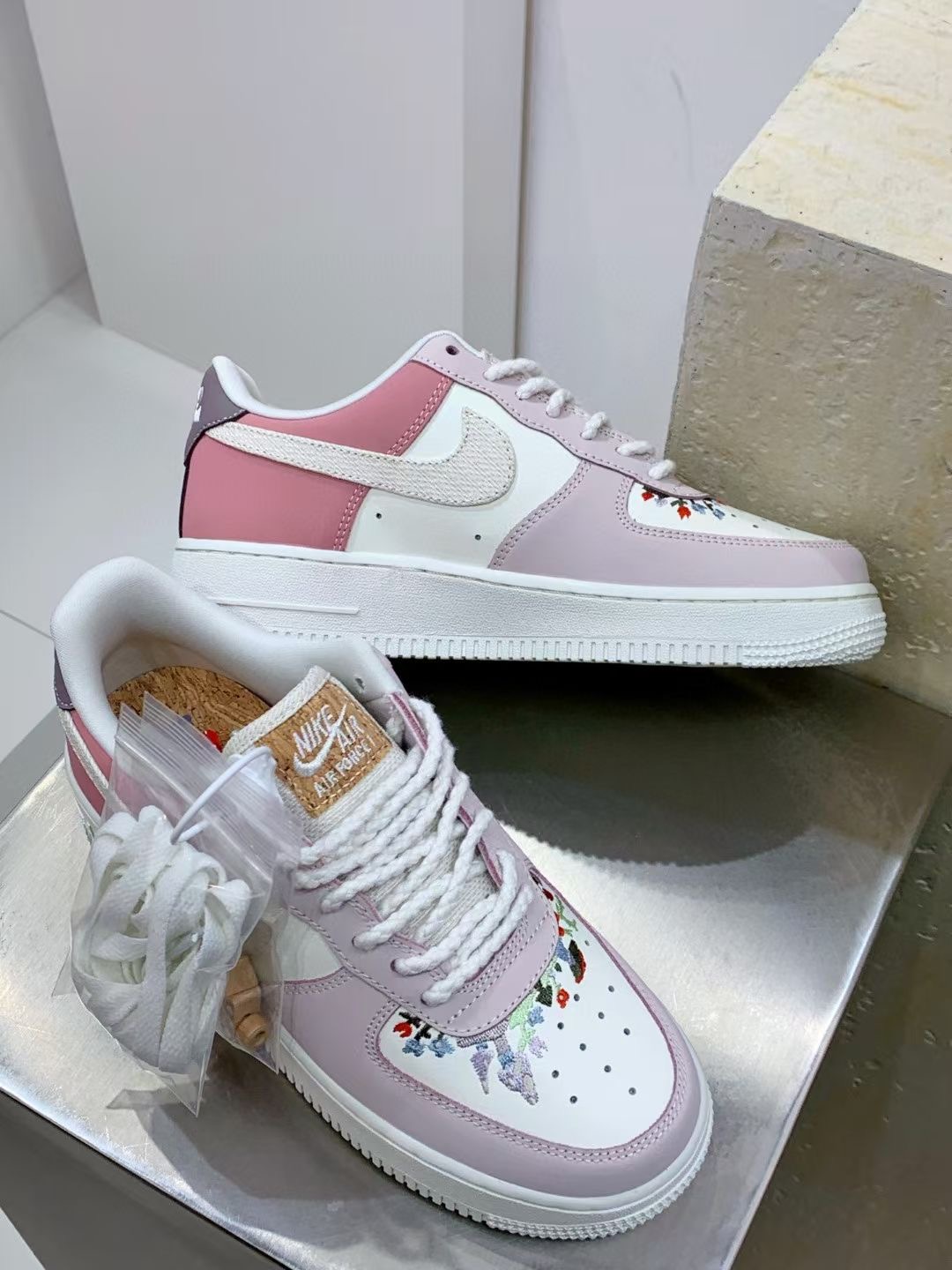Nike Air Force 1 Pink Floral