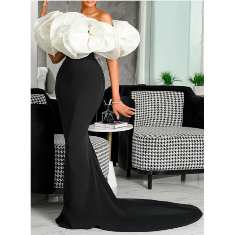 Elegant Black Evening Rosed Gown