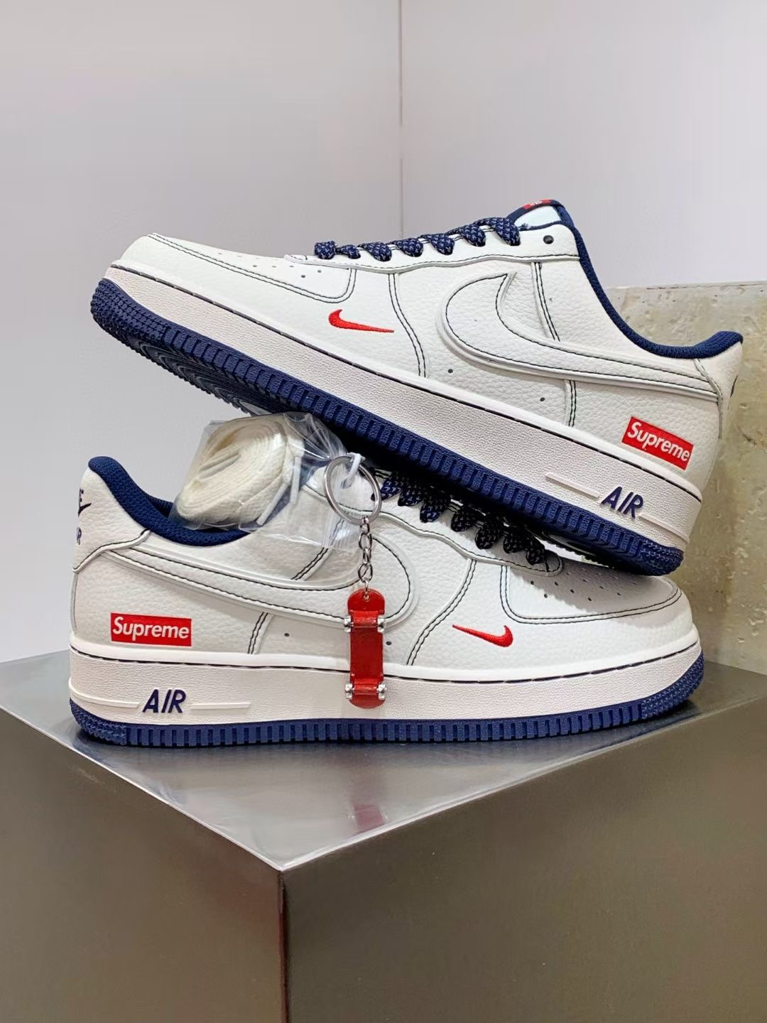Nike Air Force 1 Supreme White Sneakers