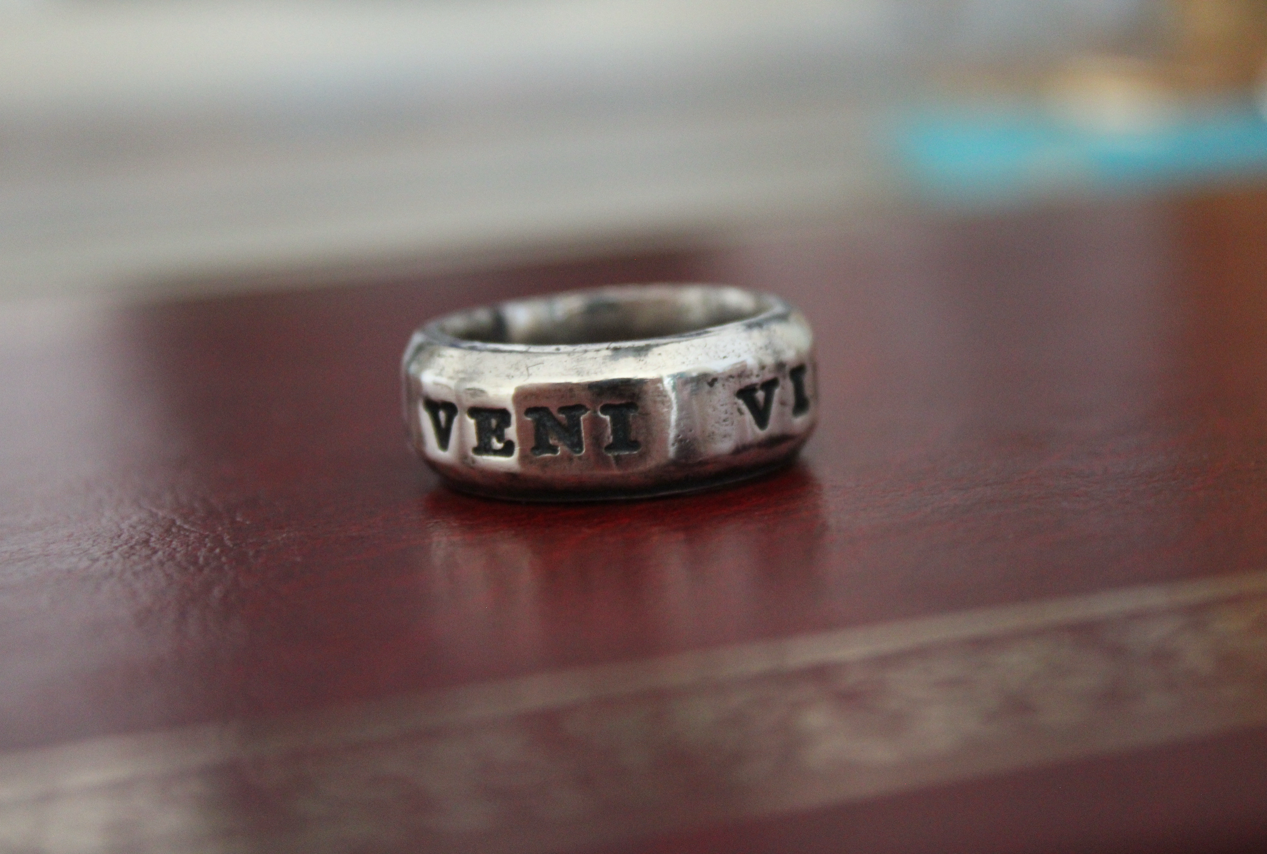 Veni Vidi Vici Engraved Silver Ring