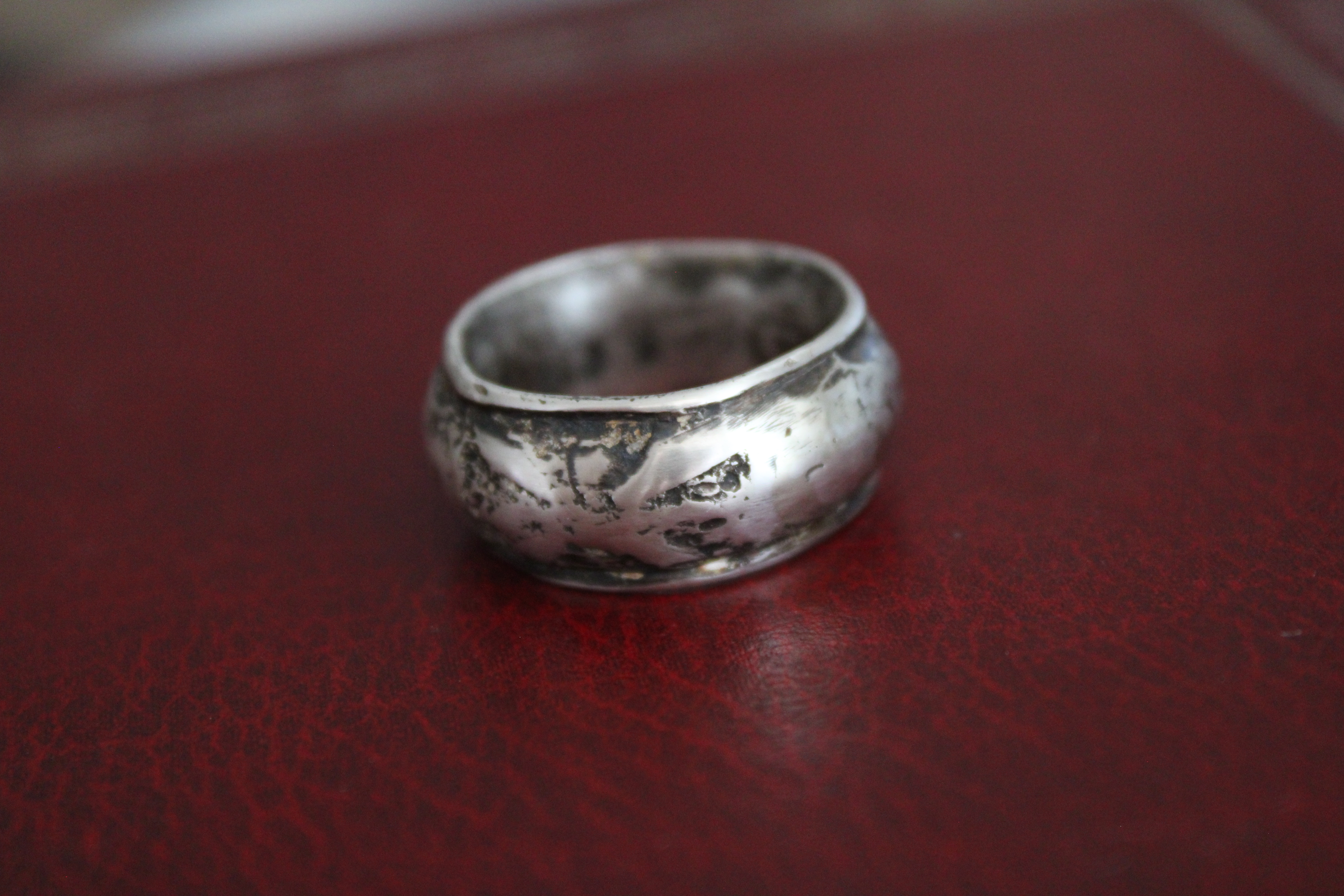 Viking heavy ring band on pure silver 999.5
