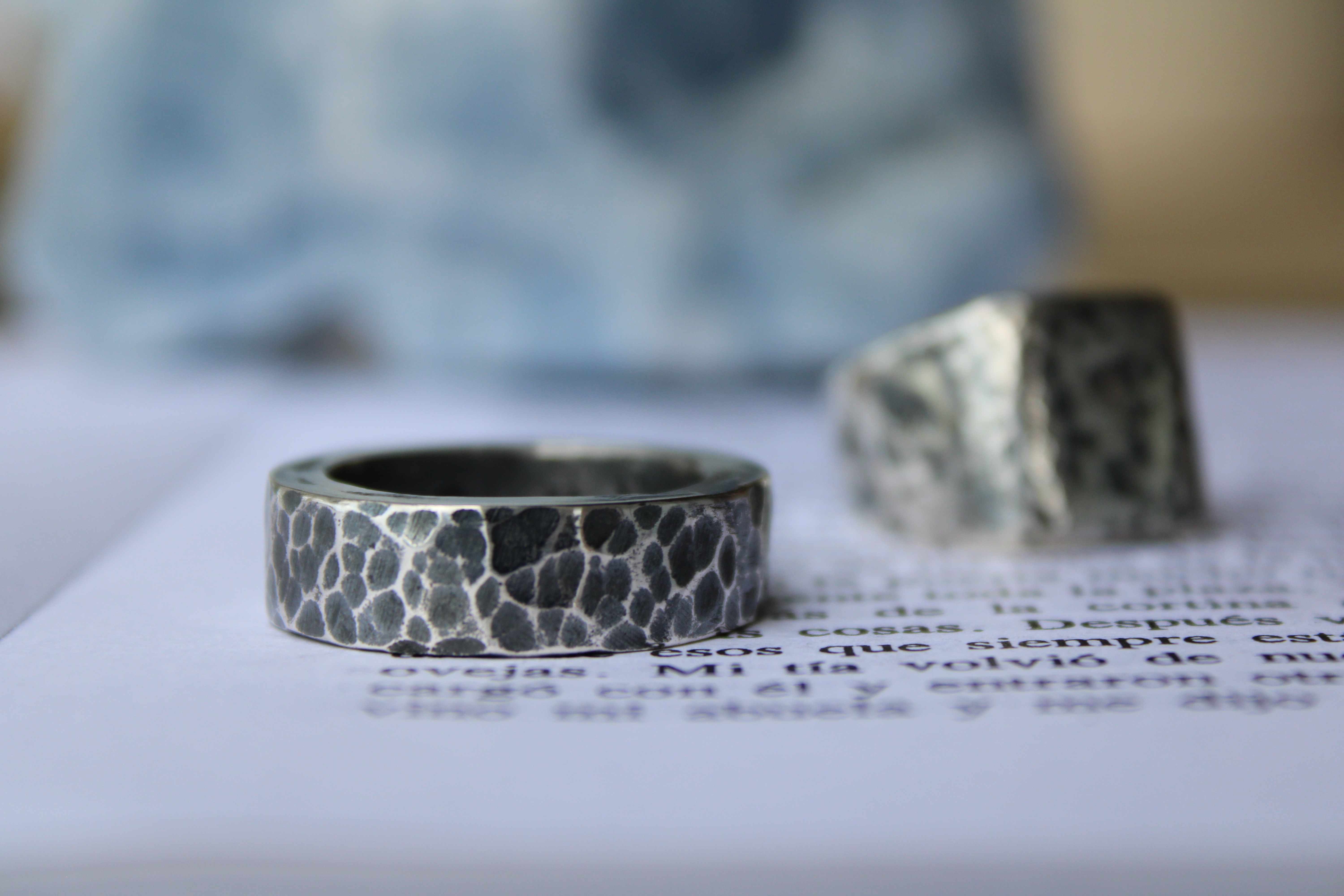 Hammered thick band ring on pure silver 999.5