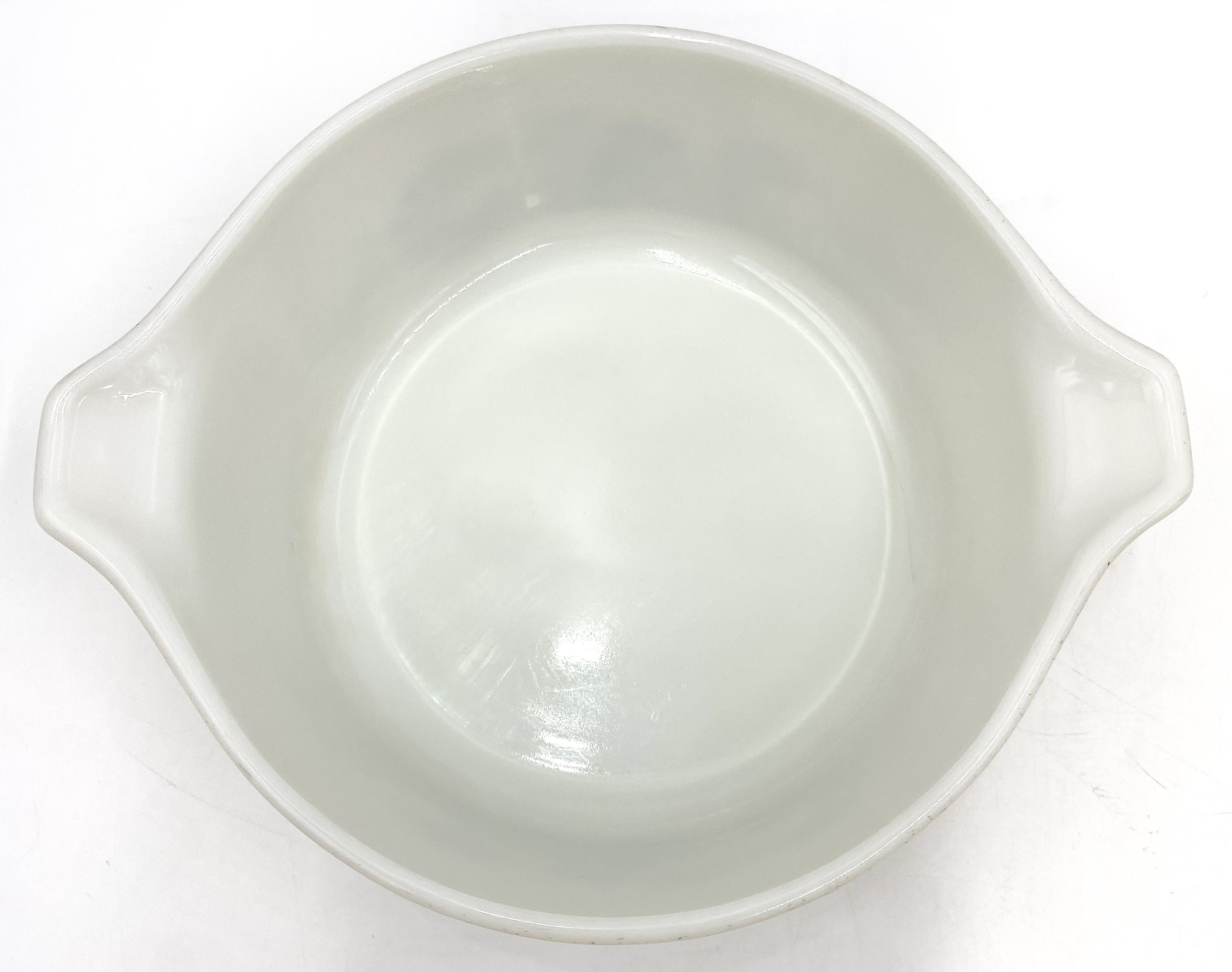 Vintage Pyrex Homestead 472-B  750mL Casserole Dish No Lid.